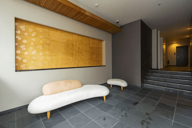 Entryway.png