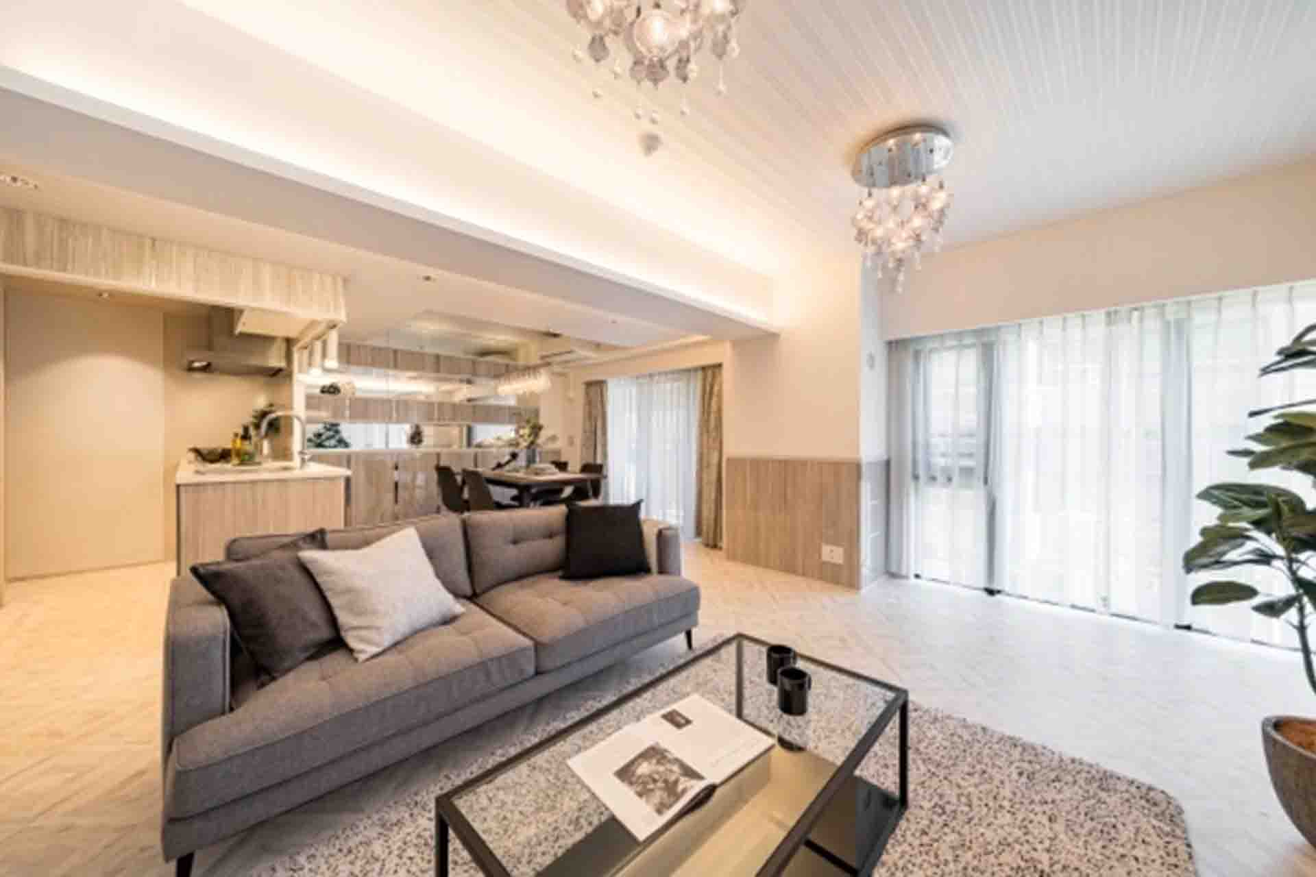 Open Residencia Hiroo The House South Court LDK3.jpg