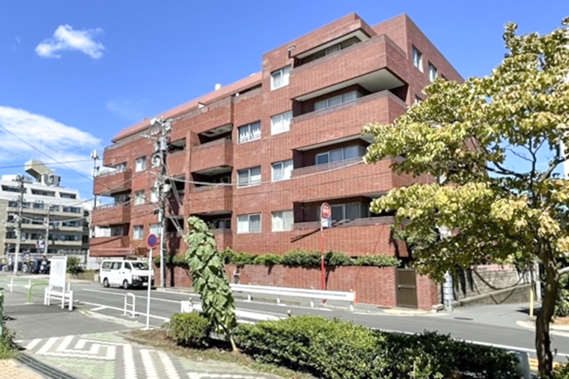 Royal Motoazabu 107-16.jpg