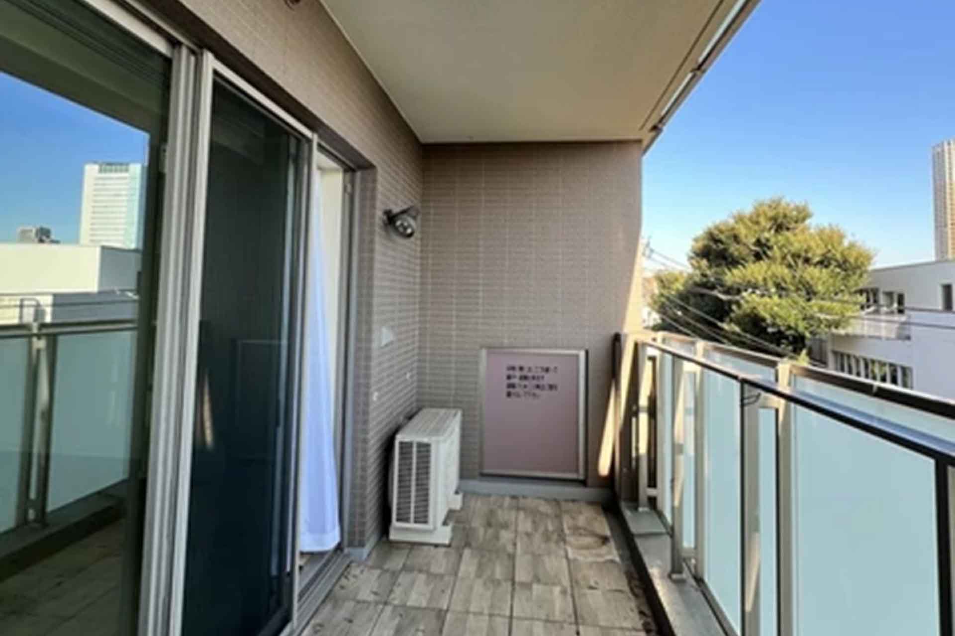Park House Suwayama PRESENCE Balcony.jpg