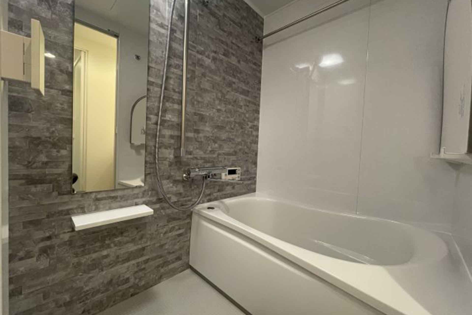 City Terrace Akasaka Bathroom.jpg
