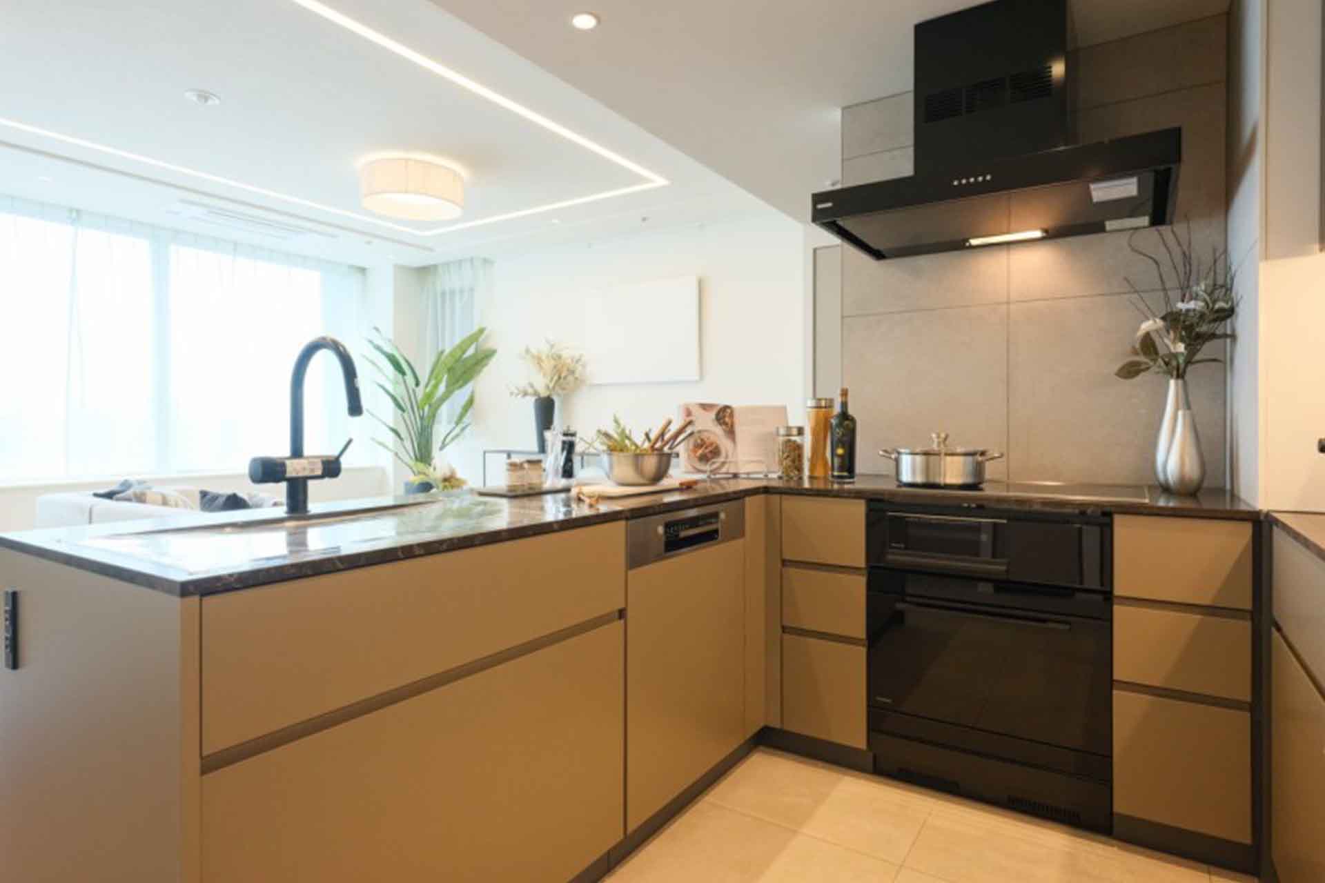 Tokyo Twin Parks Left Wing Kitchen.jpg
