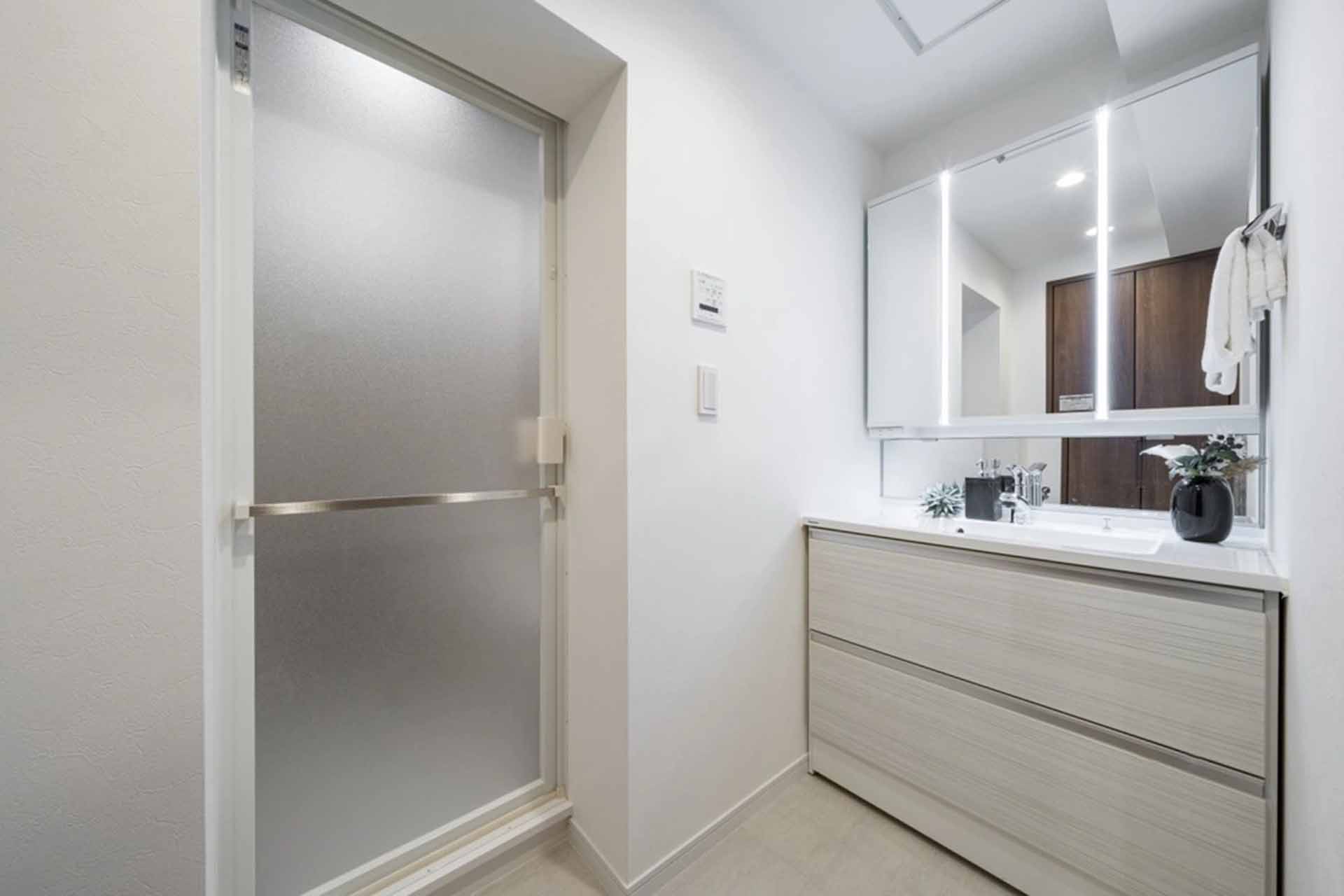 Grand Maison Akasaka Bathroom2.jpg