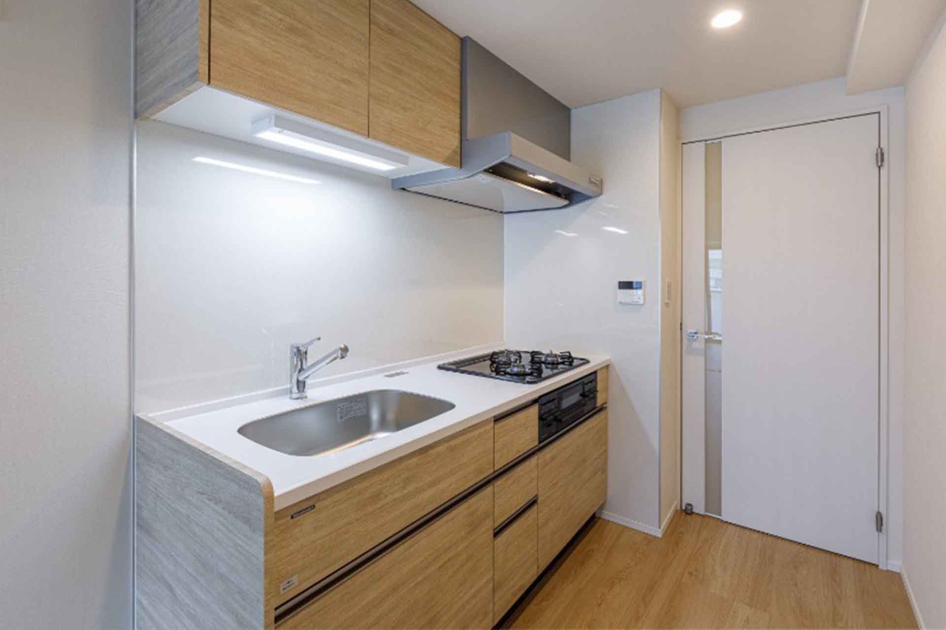 Alto Villa Toranomon  kitchen.jpg