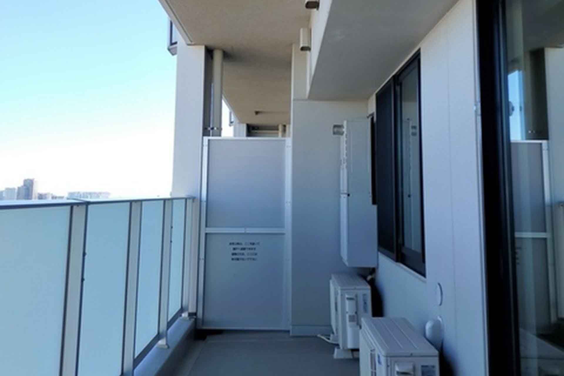 Cross Air Tower Balcony.jpg