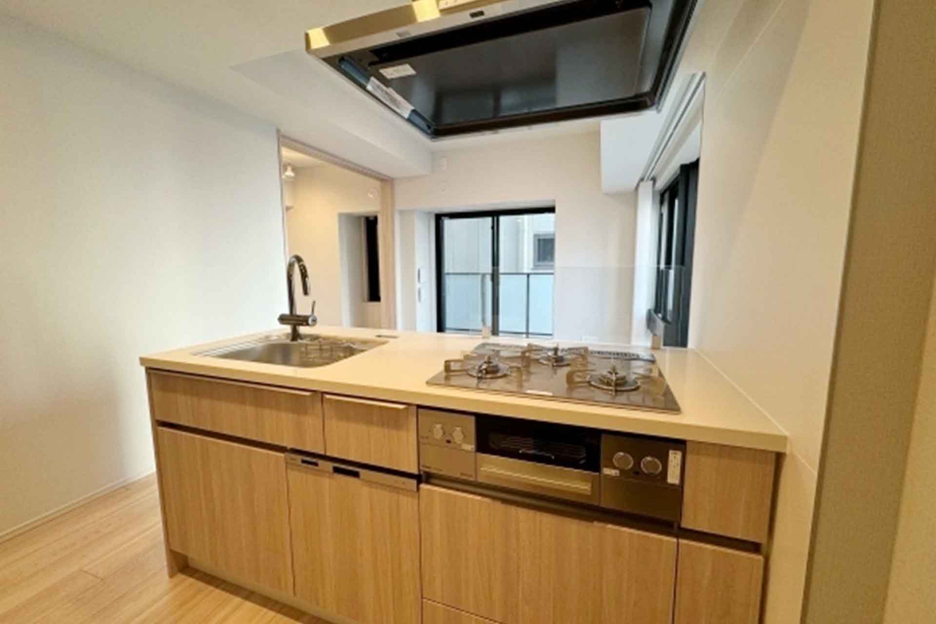PIARS AZABU EAST kitchen.jpg