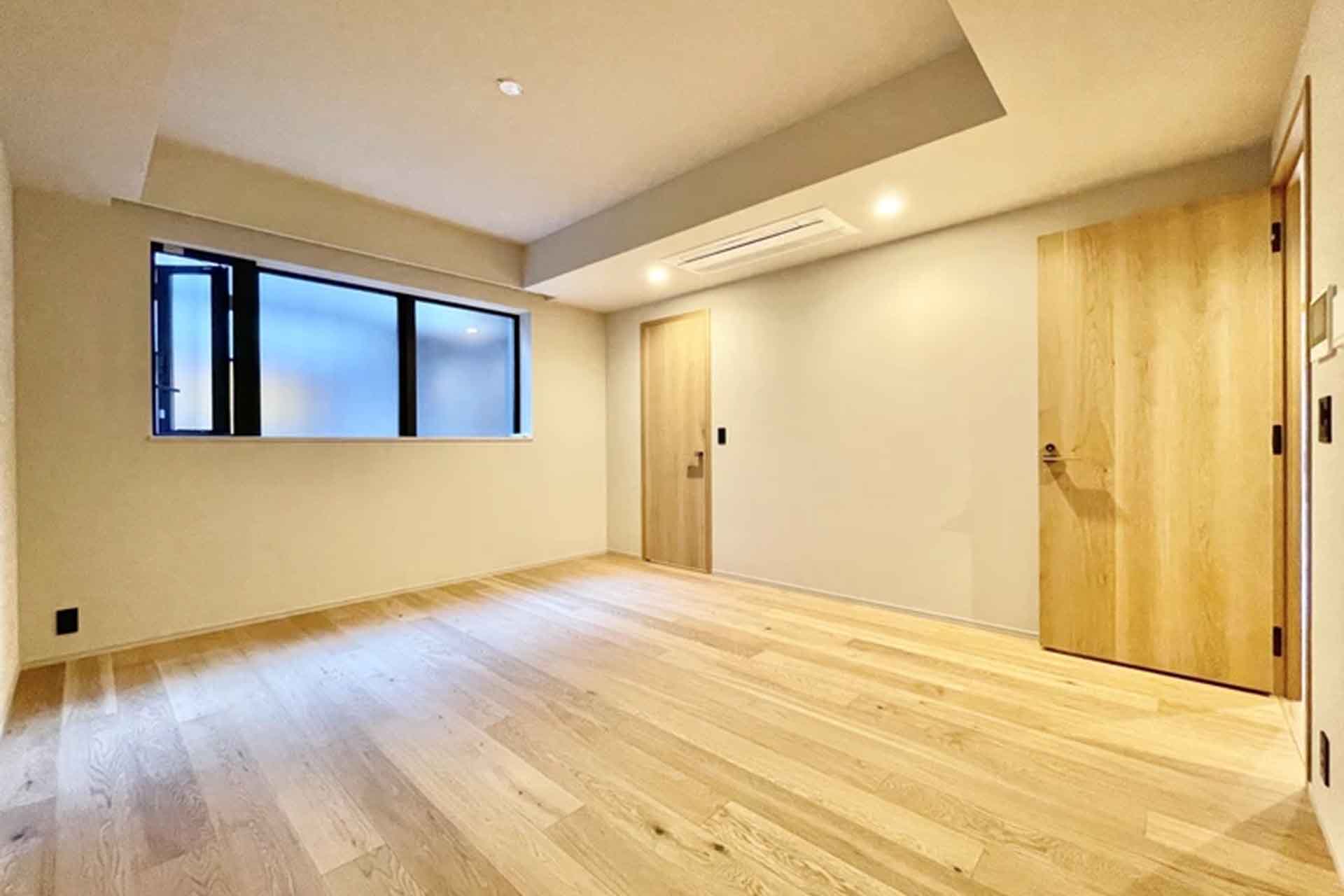 Brands Jiyugaoka Bedroom2.jpg
