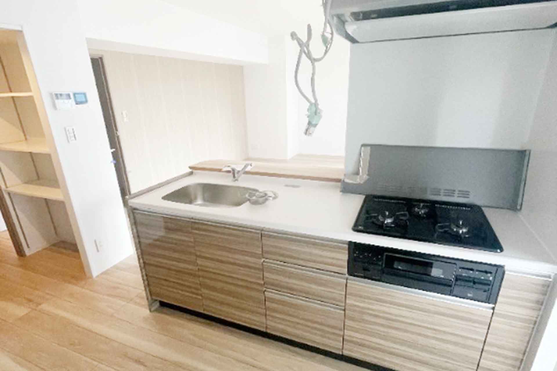 AZABU ARTEMIS Kitchen.jpg