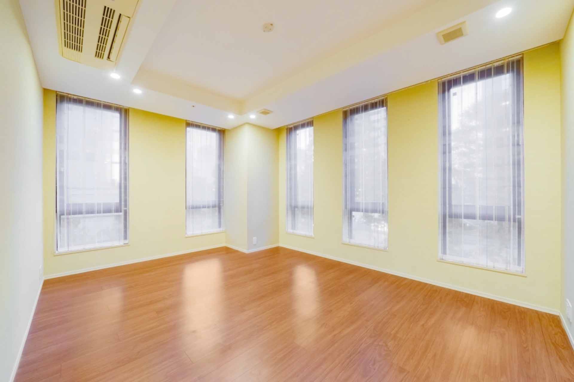 Park Court Roppongi Hilltop LDK.jpg