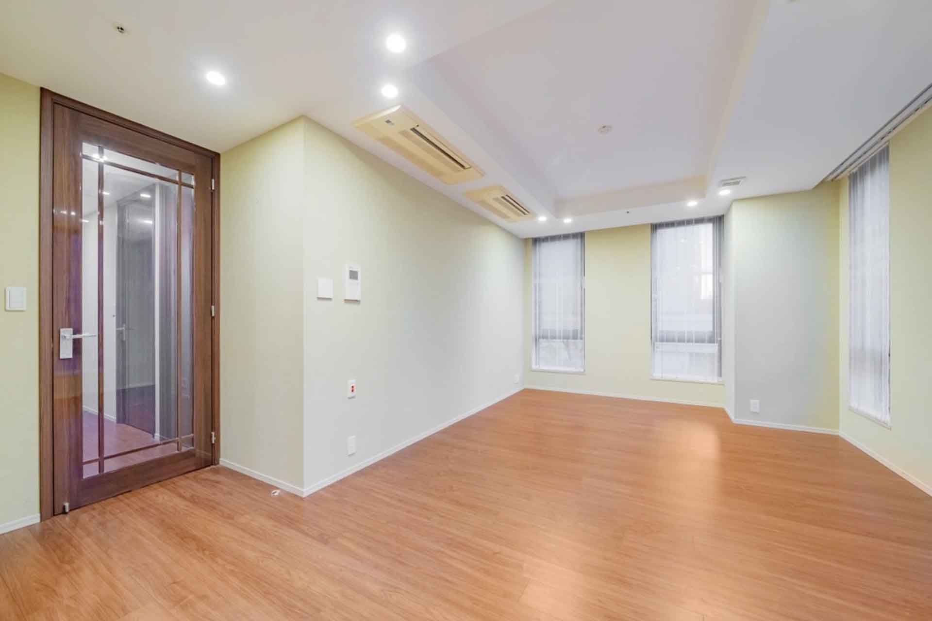 Park Court Roppongi Hilltop LDK2.jpg