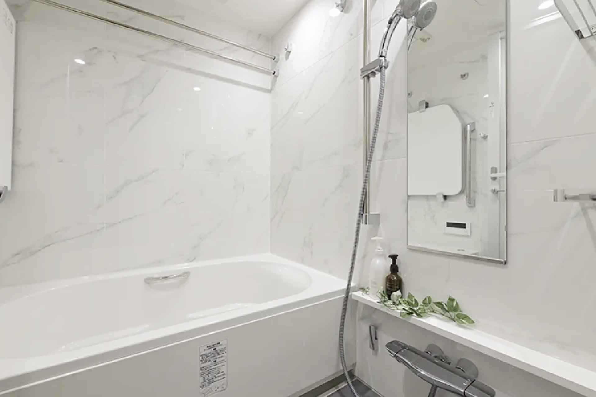 Atlas Aoyama Residential Bathroom2.jpg