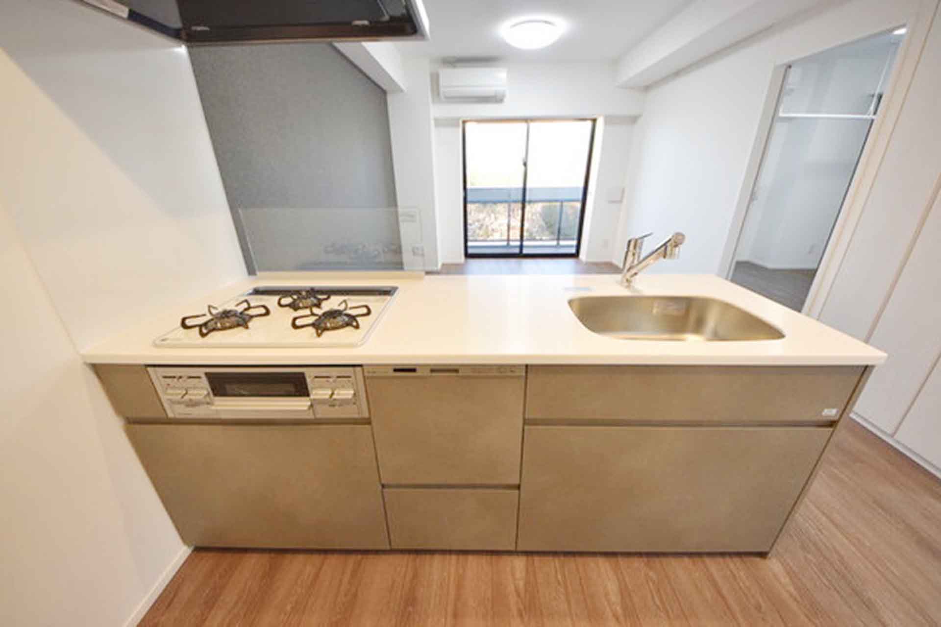 Grand Paseo Nishiazabu II kitchen.jpg