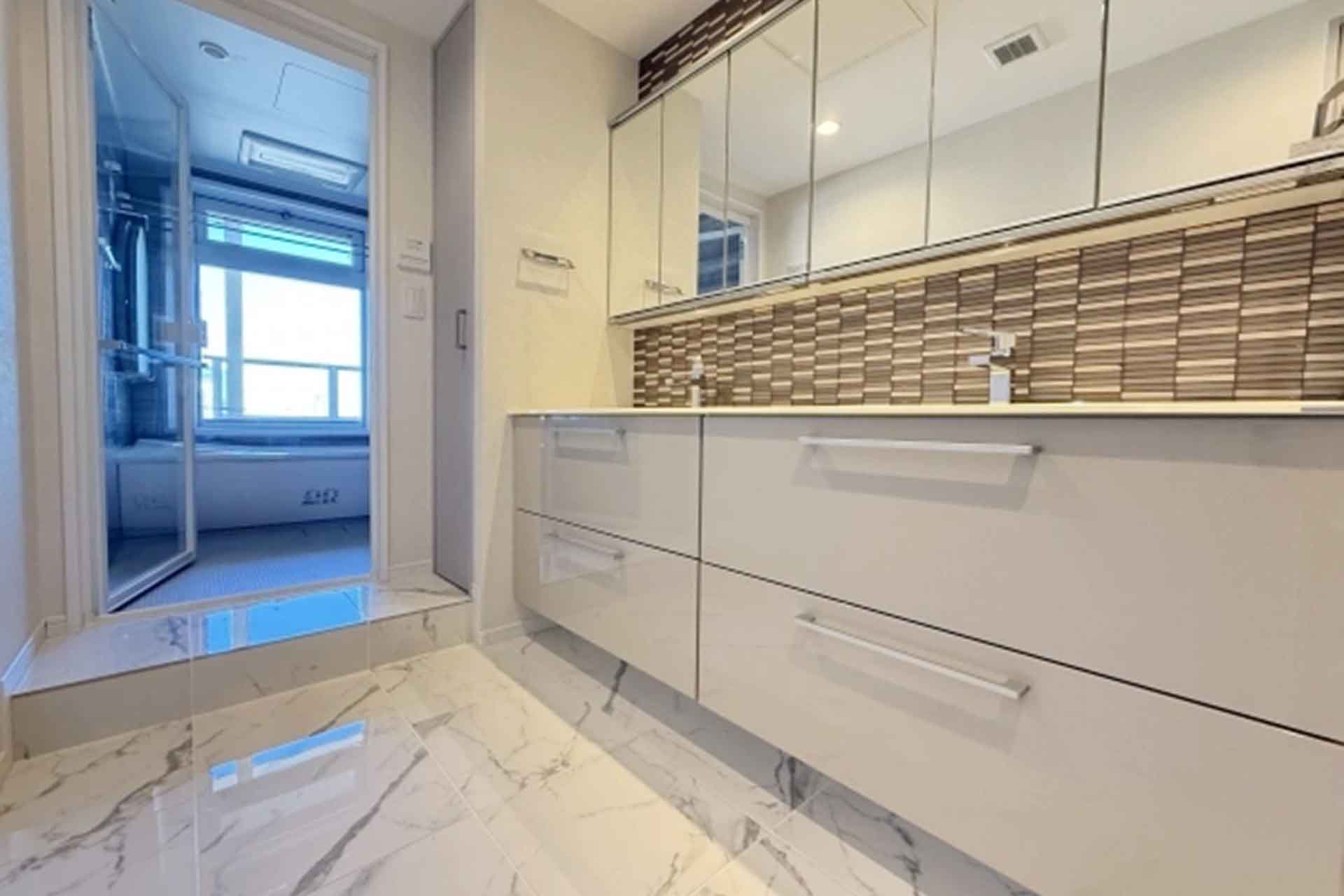 Shibaura Island Cape Tower Bathroom2.jpg