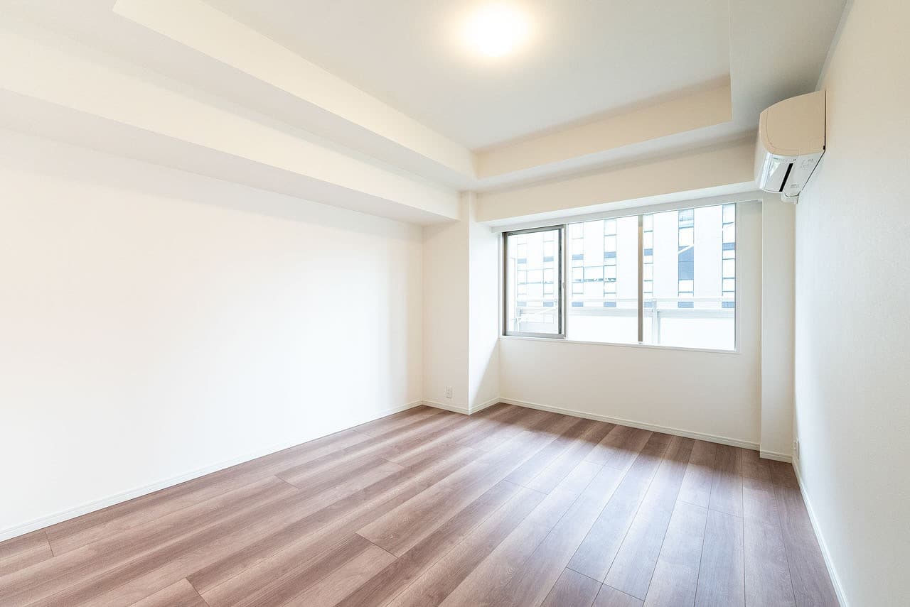Bay Court Shibaura Bedroom.jpg