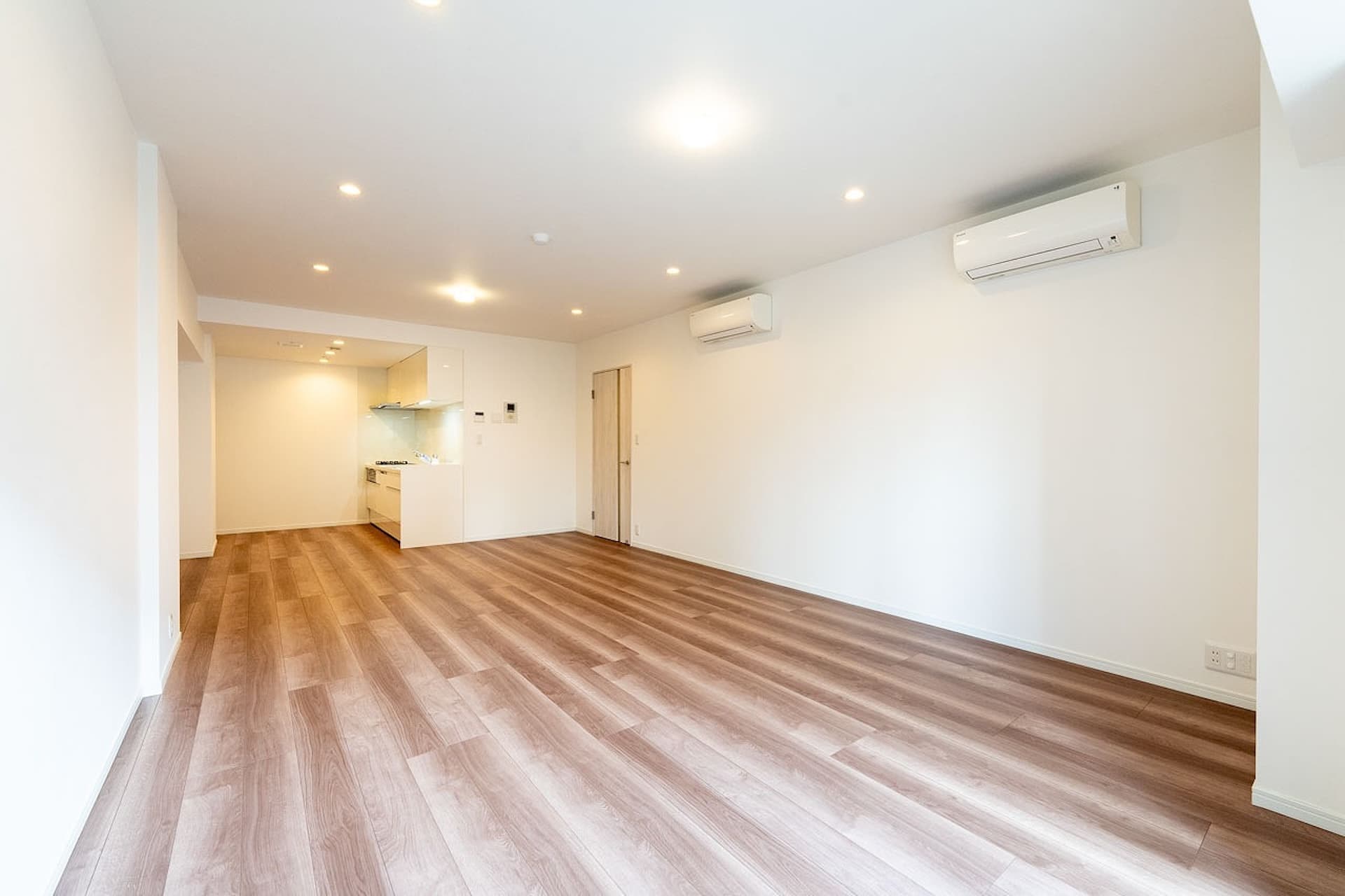 Bay Court Shibaura LDK2.jpg