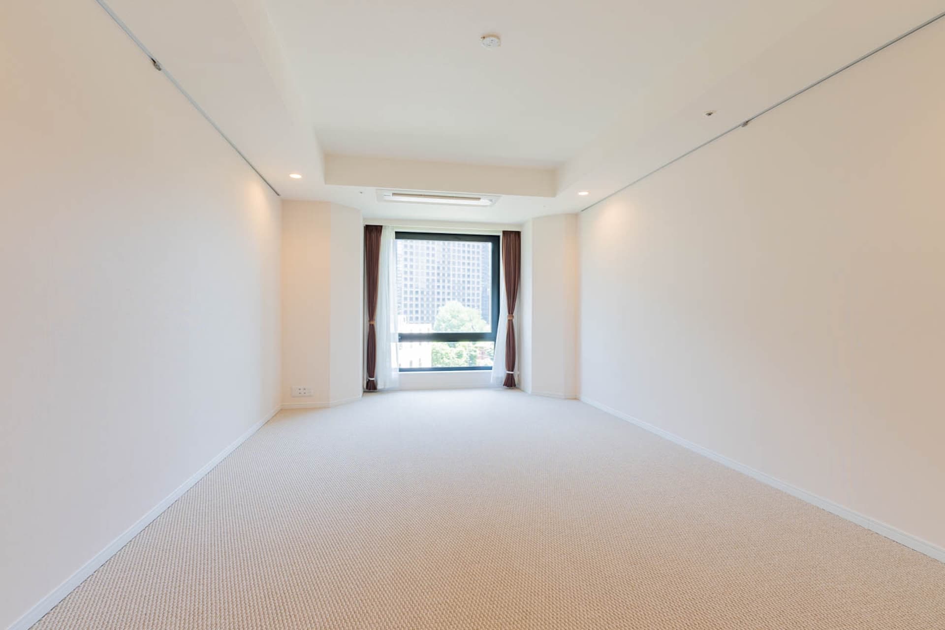Izumi Garden Residence Bedroom.jpg
