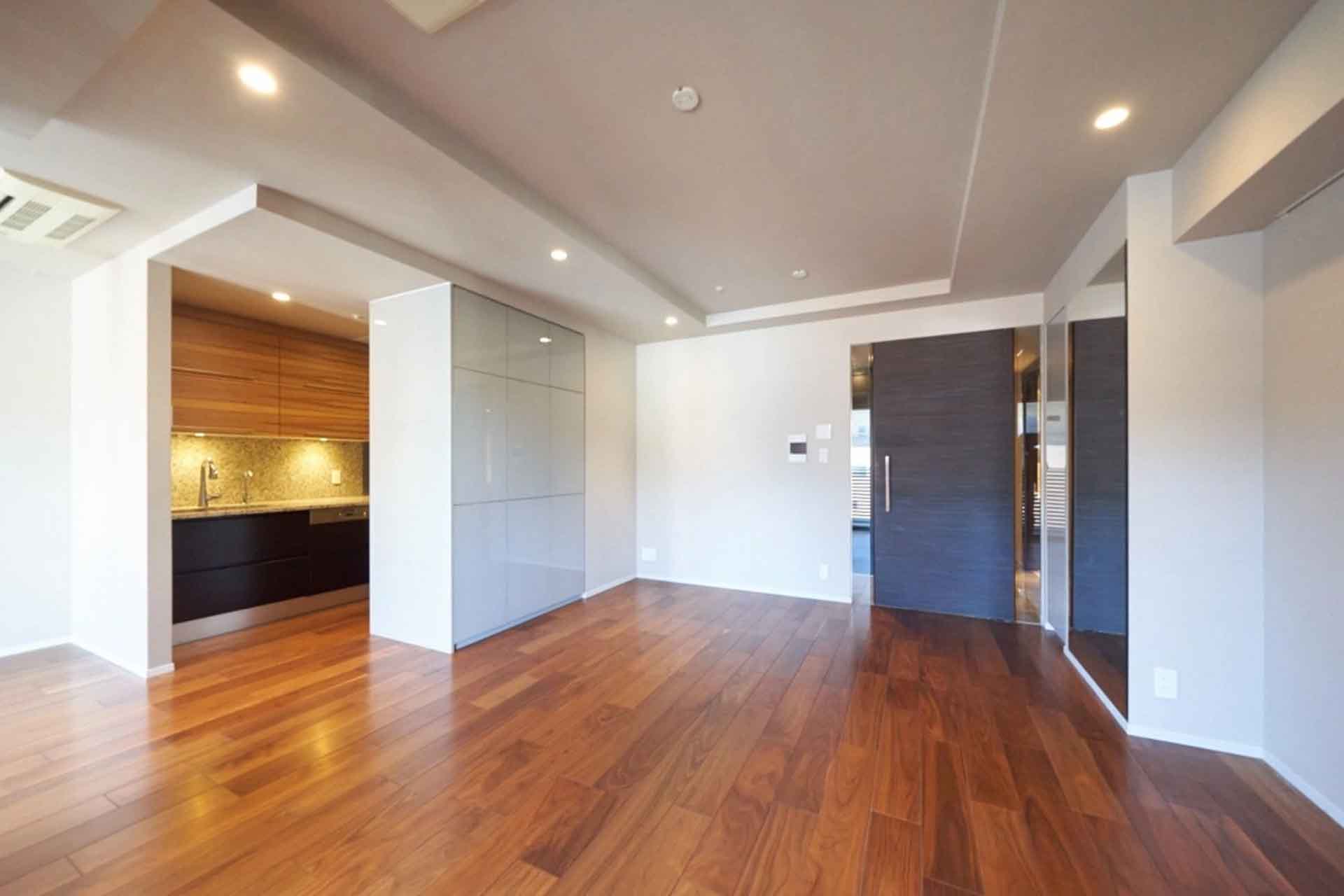 Grand Suite Hiroo LDK.jpg