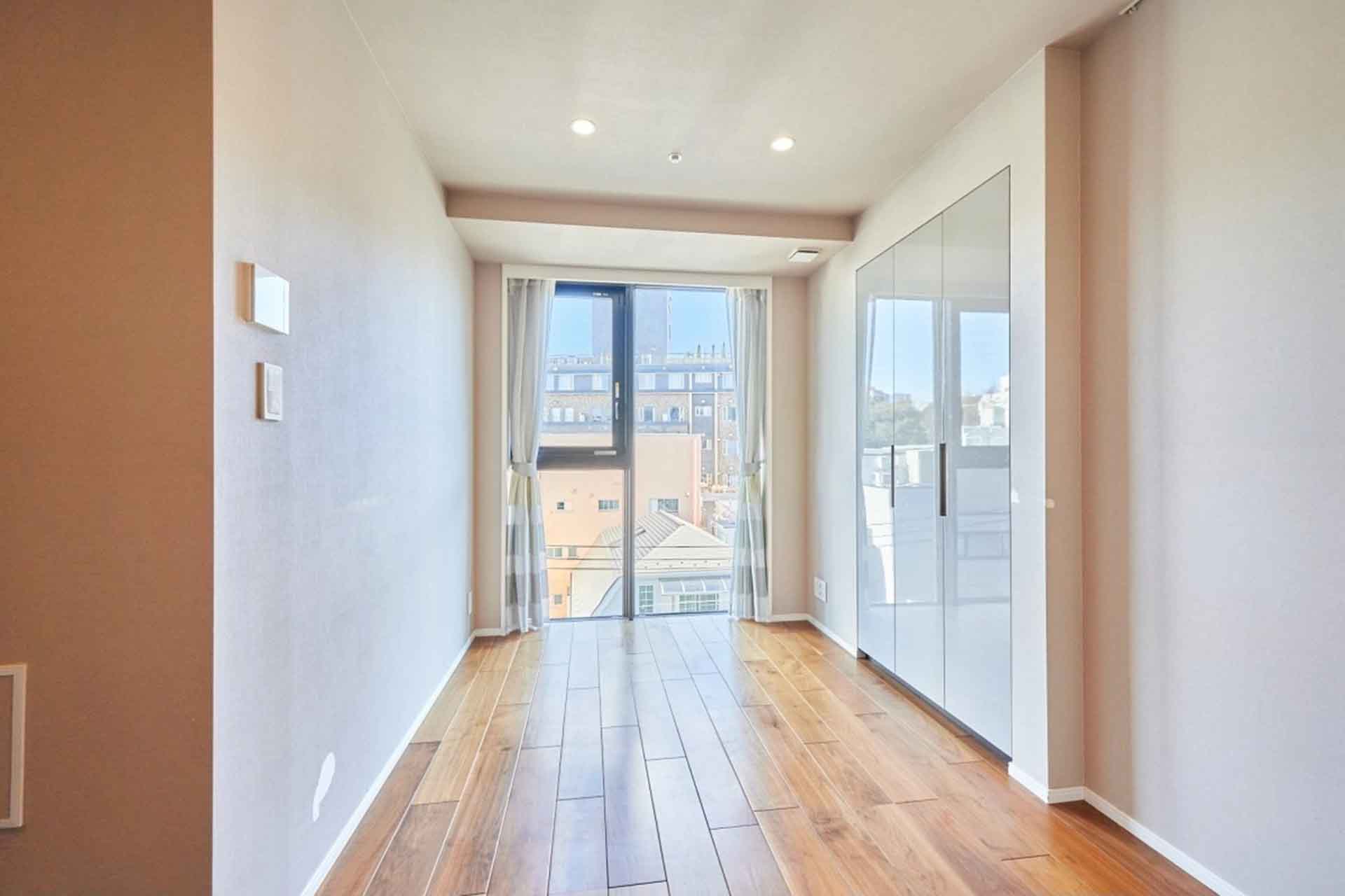Grand Suite Hiroo Bedroom.jpg