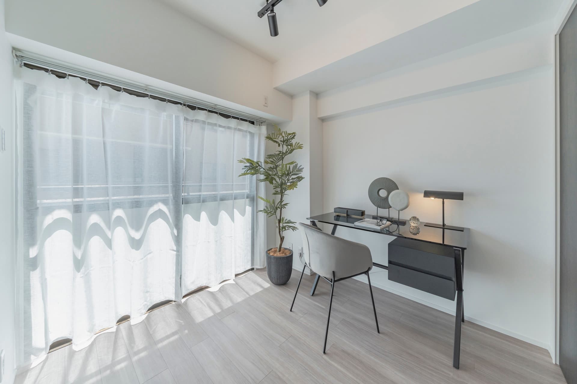 Vera Heights Ebisu East Bedroom3.jpg