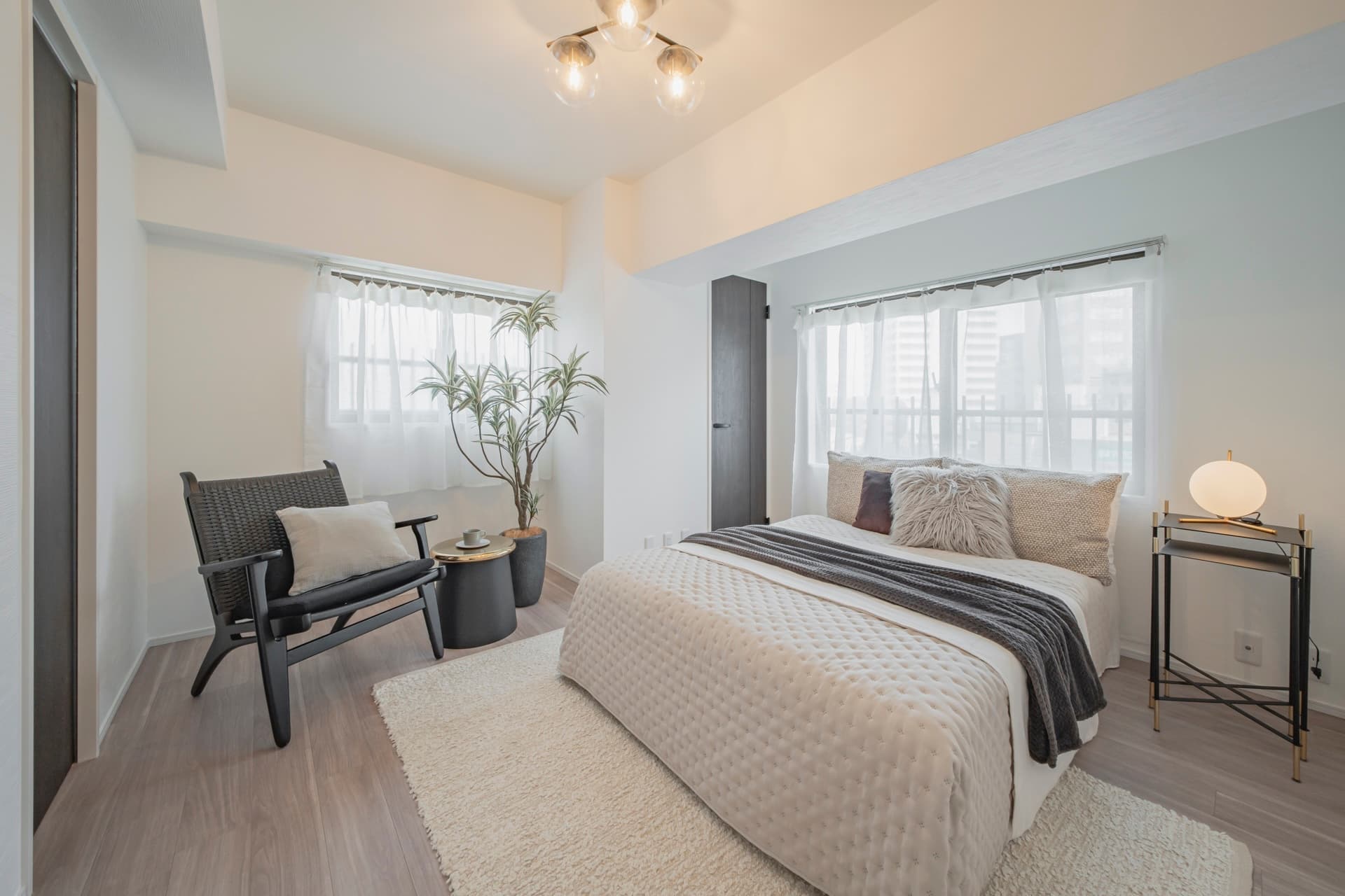 Vera Heights Ebisu East bedroom.jpg