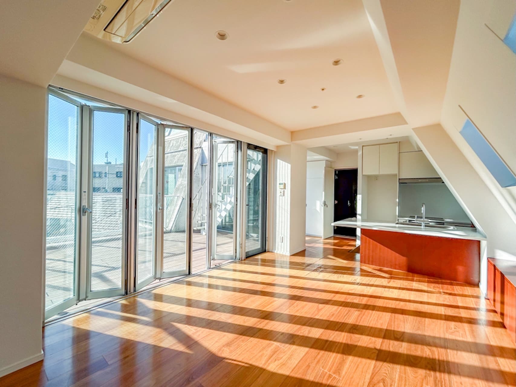Yoyogi Uehara Apartment LDk.jpg