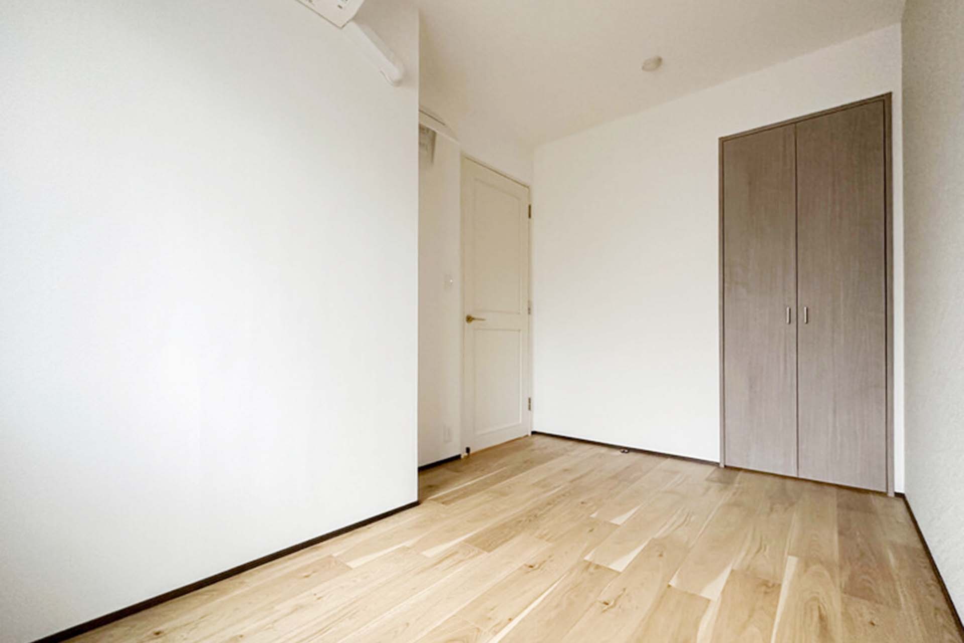 Cosmo Nakameguro Bedroom.jpg