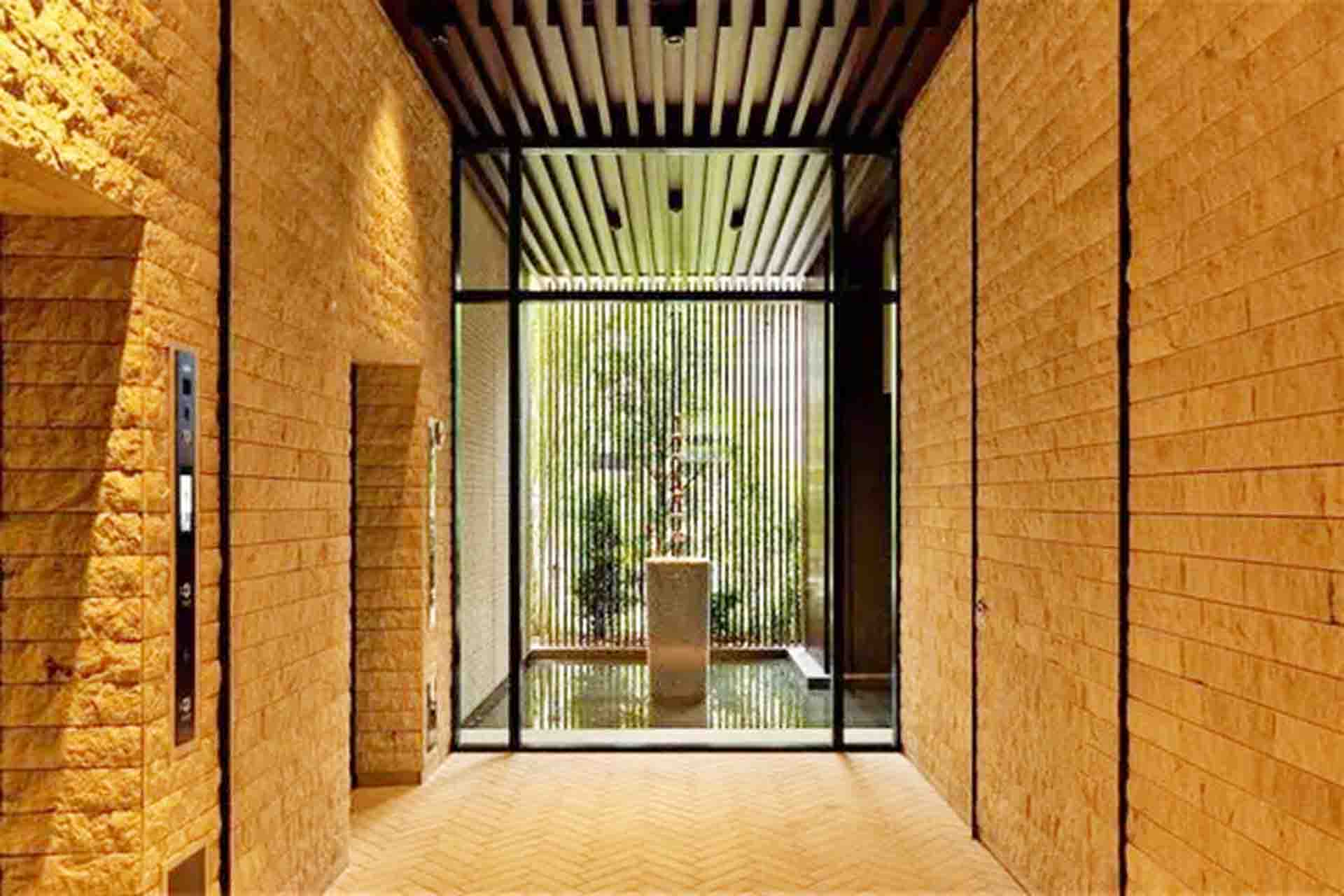 Park Court Minamiazabu 11.jpg