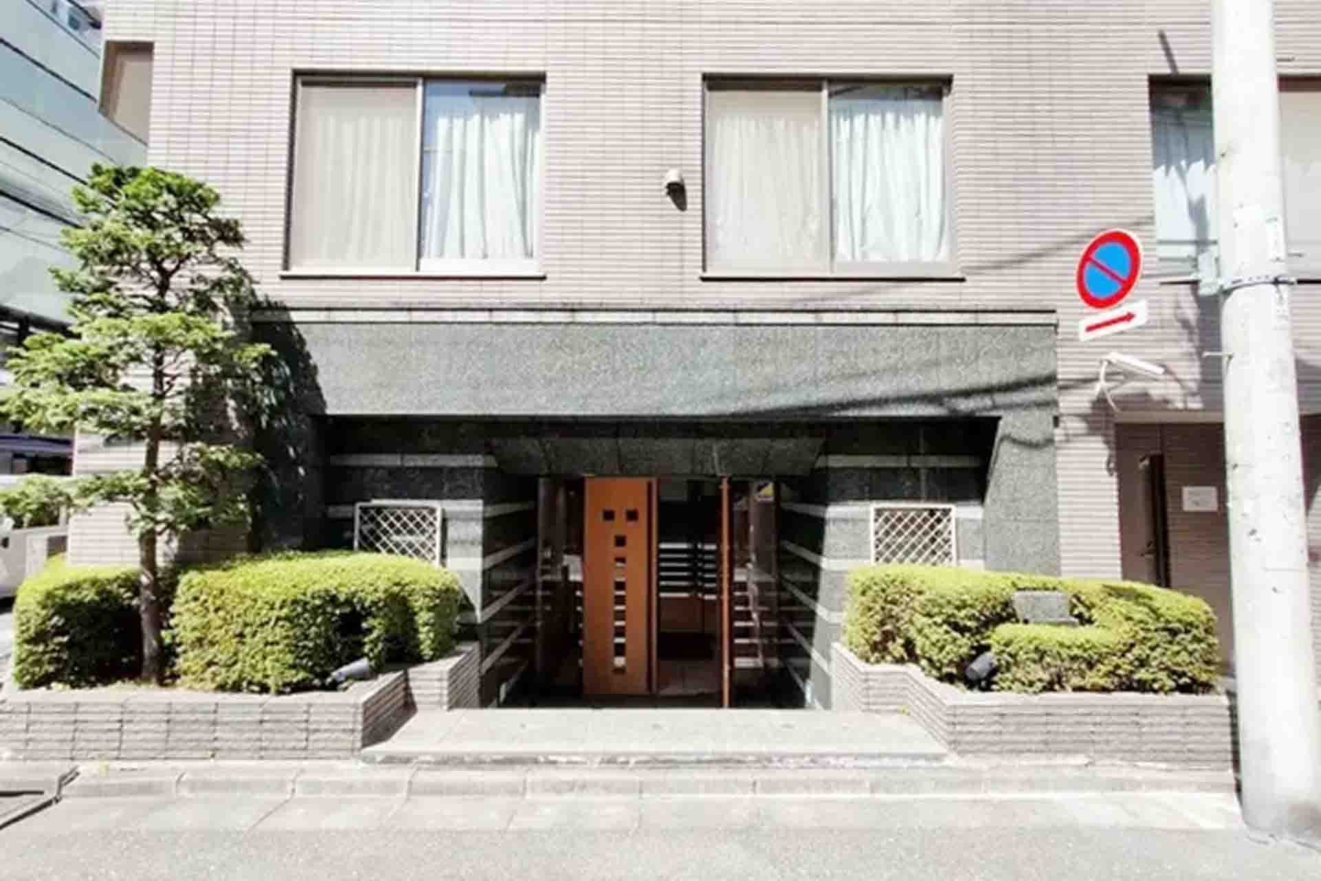 Cosmo Azabu-Juban 1.jpg