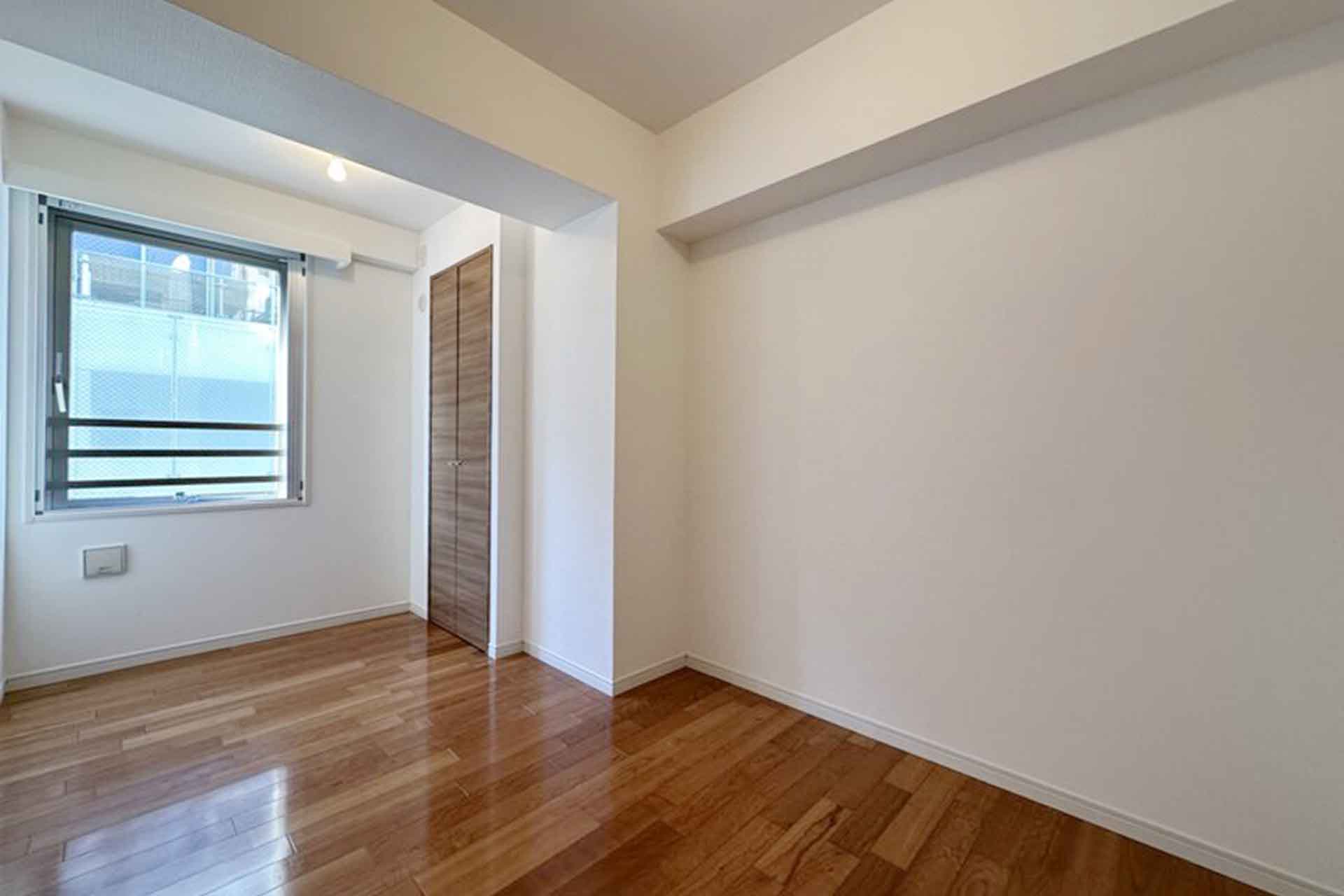 Cosmo Azabu-Juban Bedroom.jpg