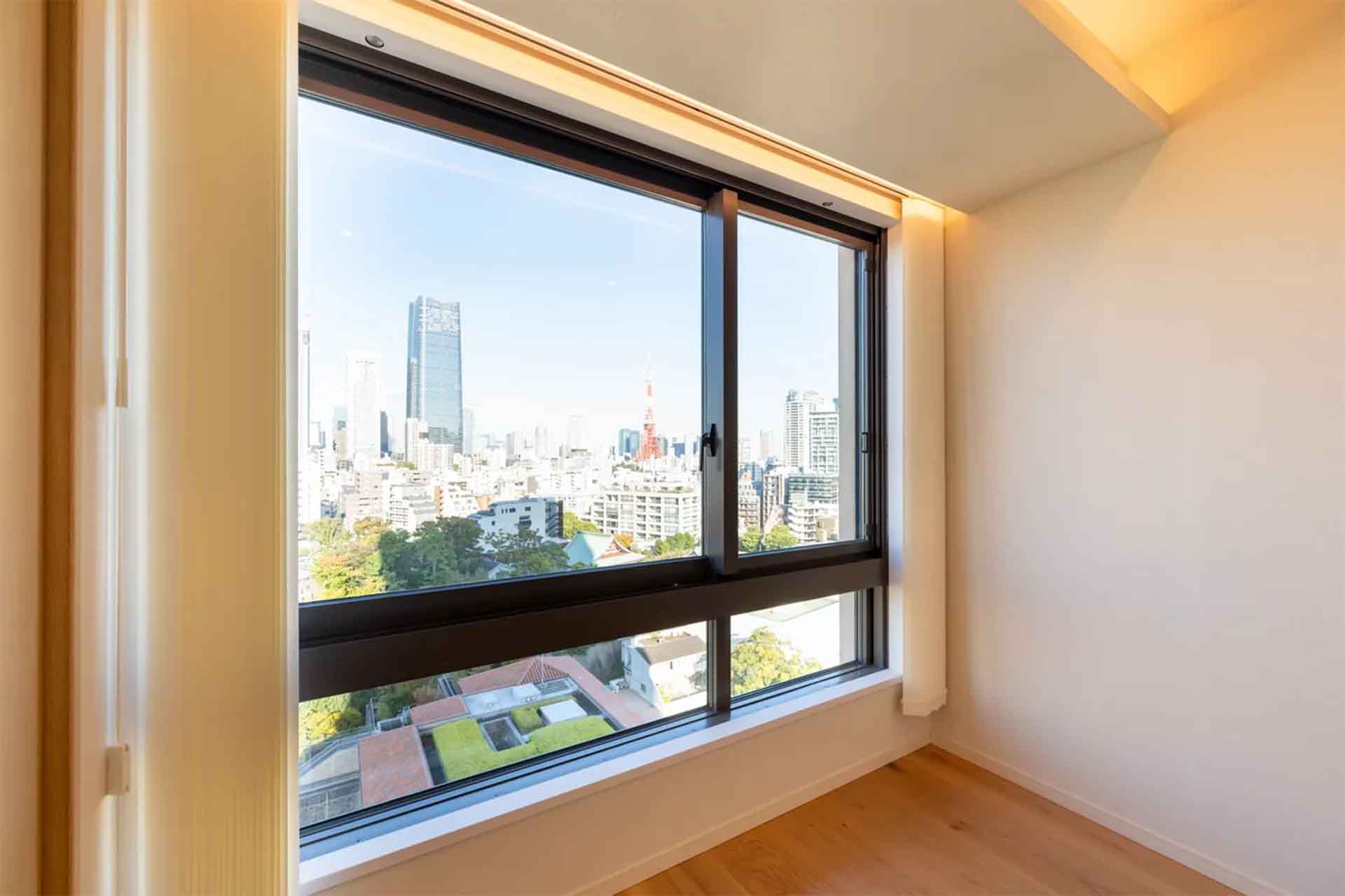 Motoazabu Hills Forest Tower Bedroom.jpg