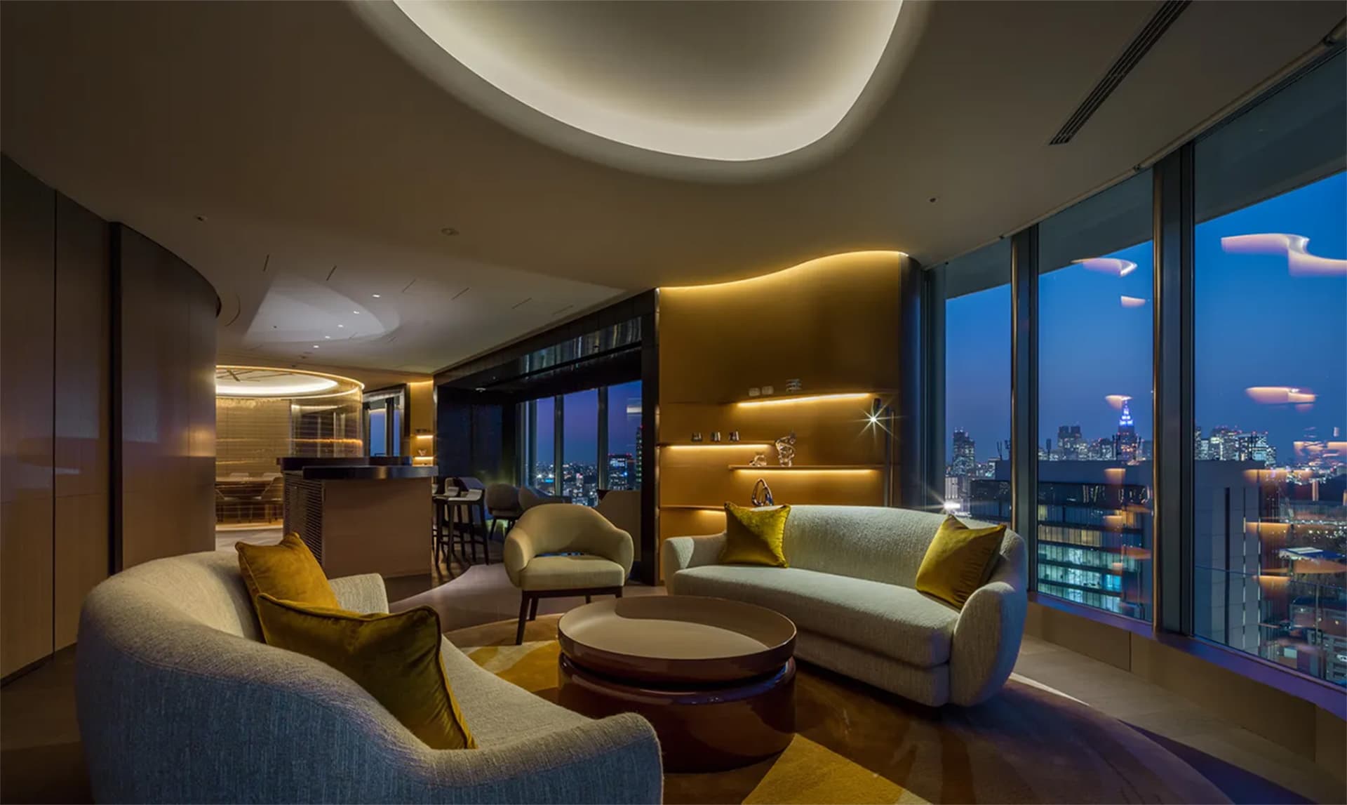 Park Court Aoyama The Tower lounge.jpg