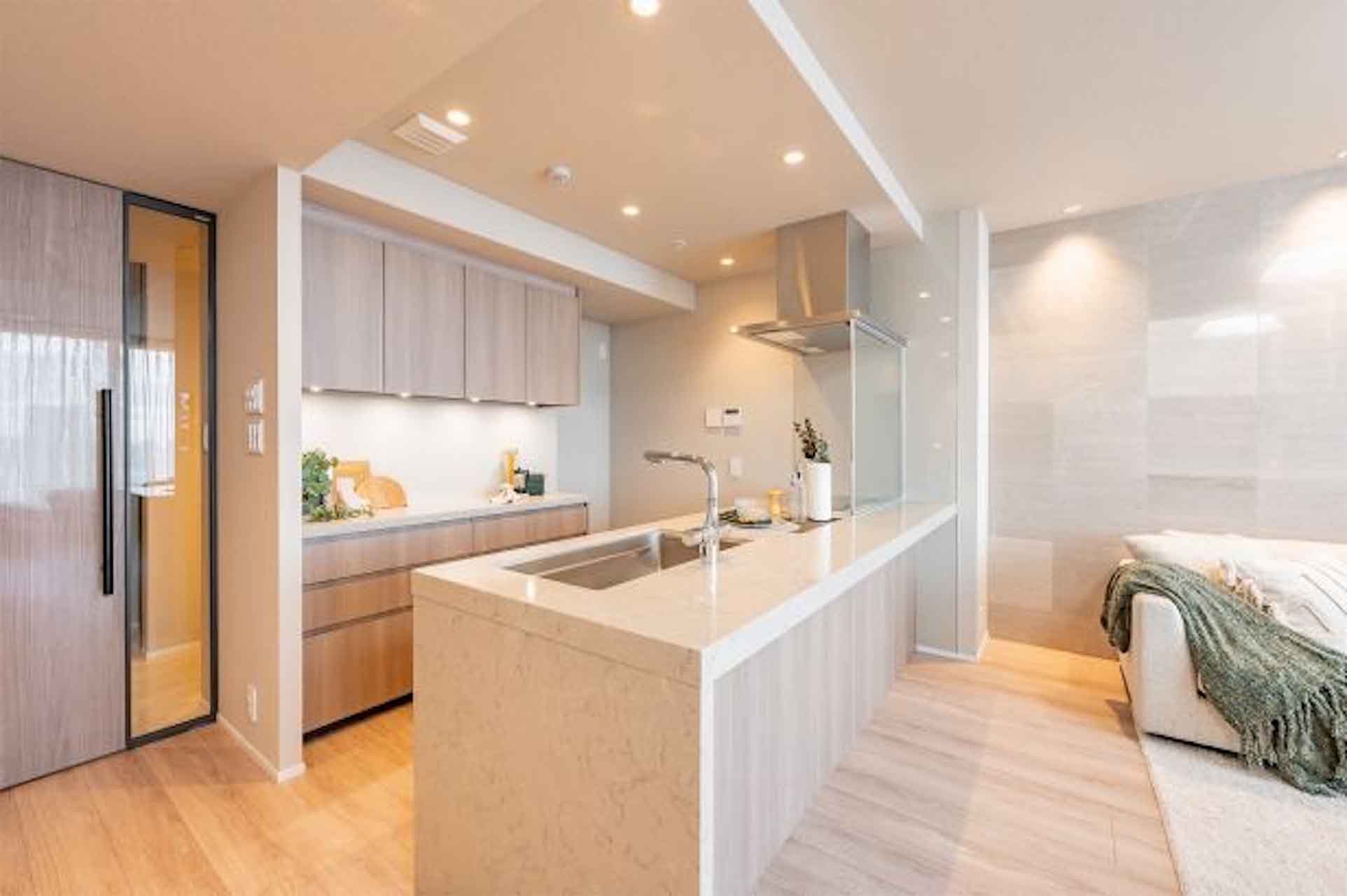 CENTURY PARK TOWER kitchen.jpg