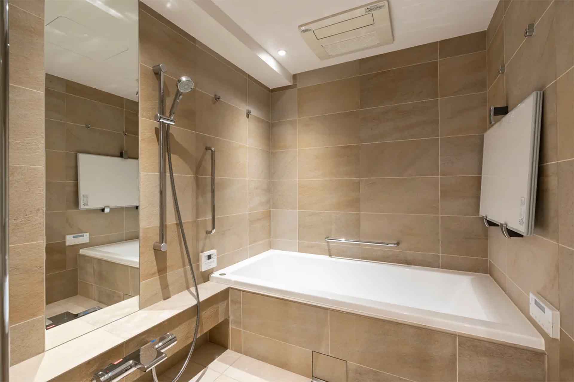 Grand Maison Daikanyama THE PARK Bathroom2.jpg