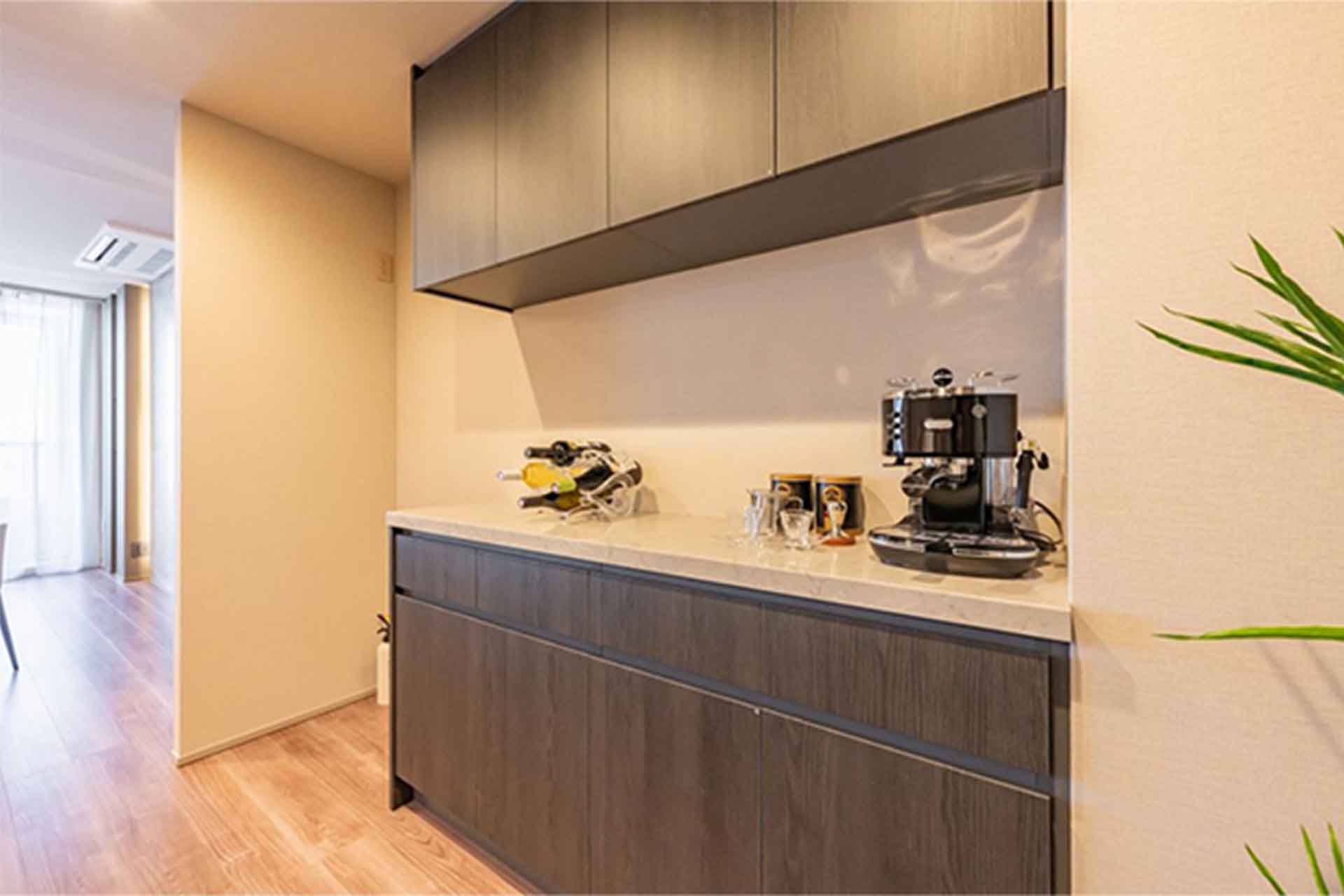 Takanawa The Residence kitchen2.jpg