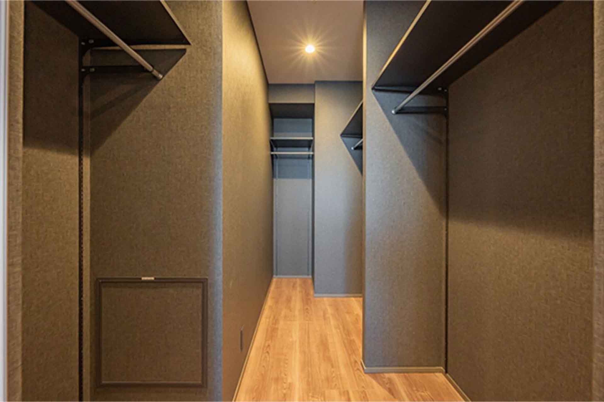 Takanawa The Residence wic.jpg