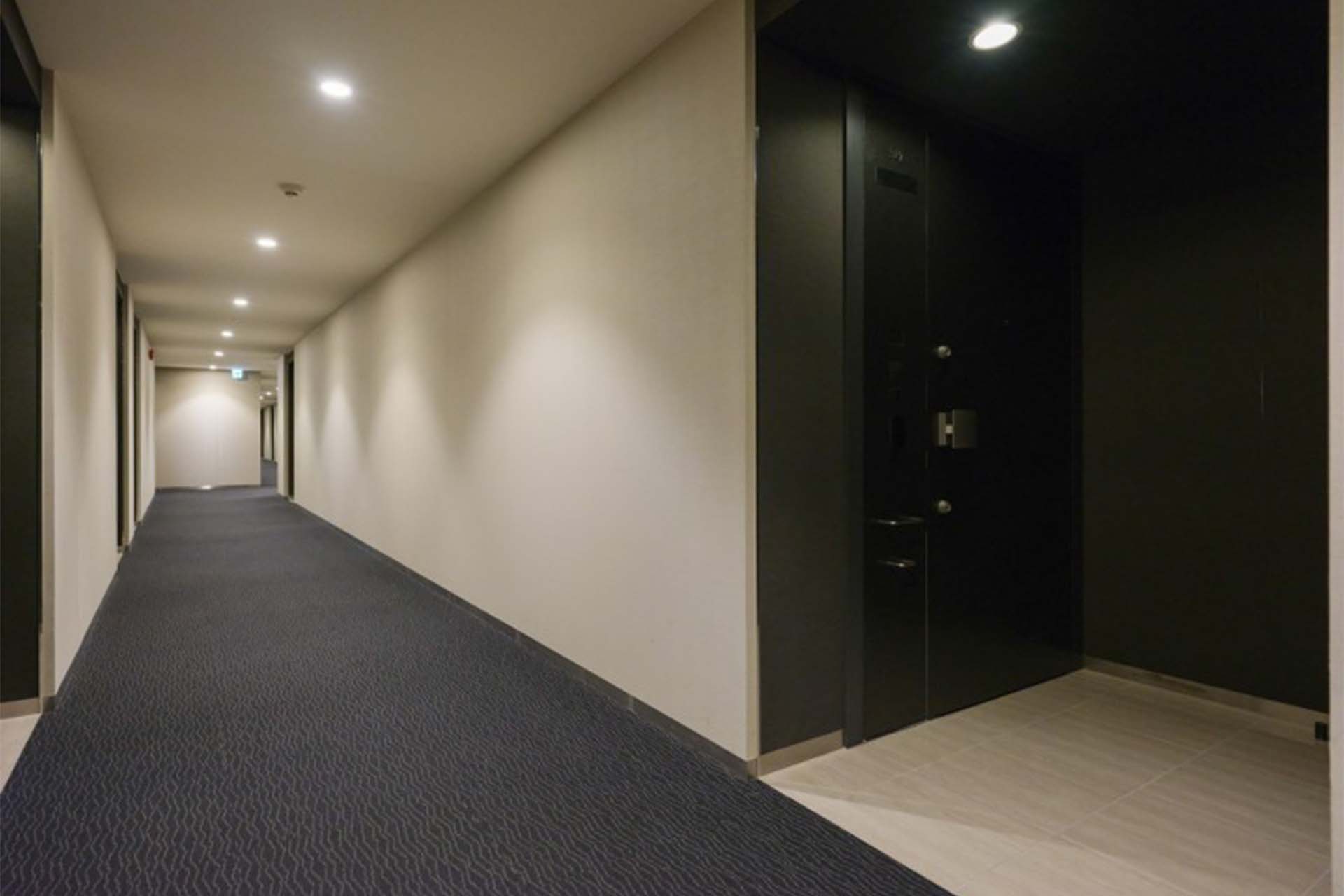 Brands Roppongi hall.jpg