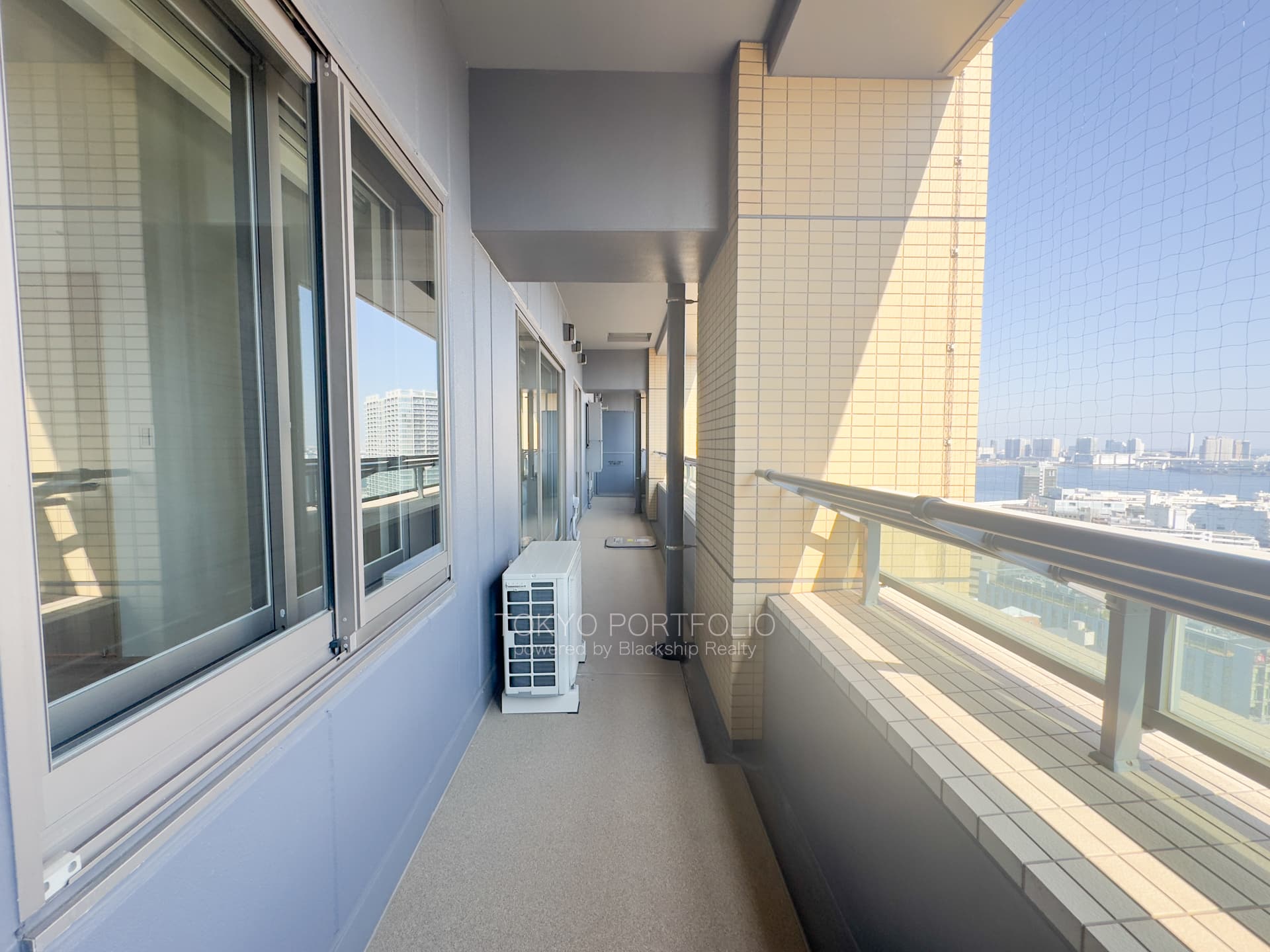 Caterina Mita Tower Suite East Arc Building  -17.jpg
