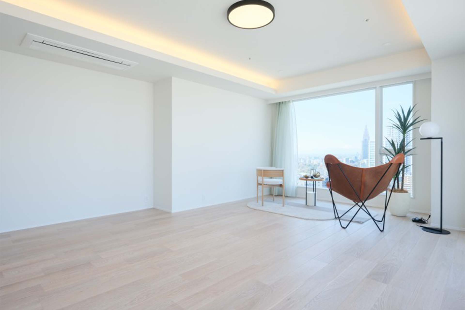 City Tower Yotsuya Bedroom.jpg