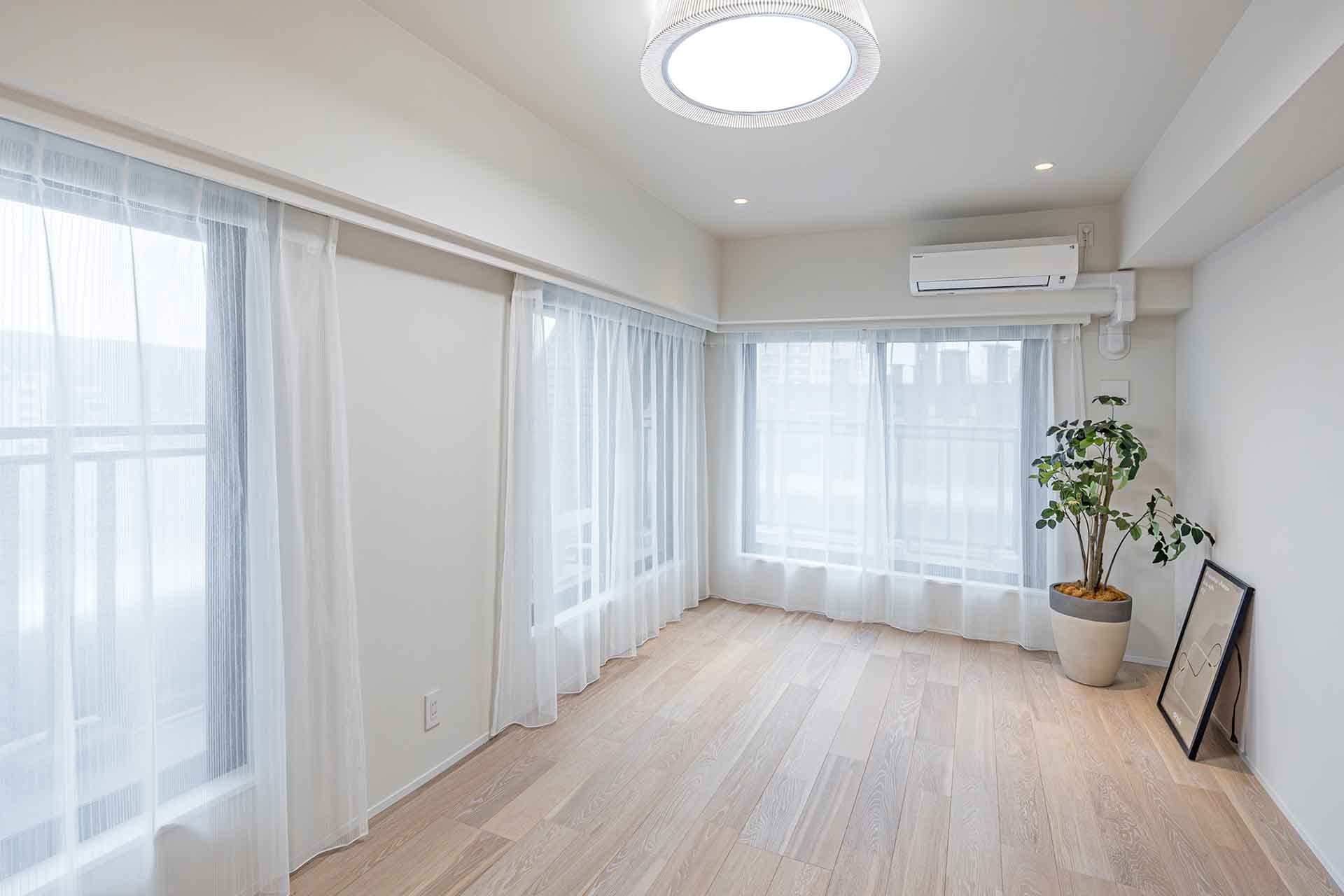 Axia Foresta Azabu bedroom.jpg