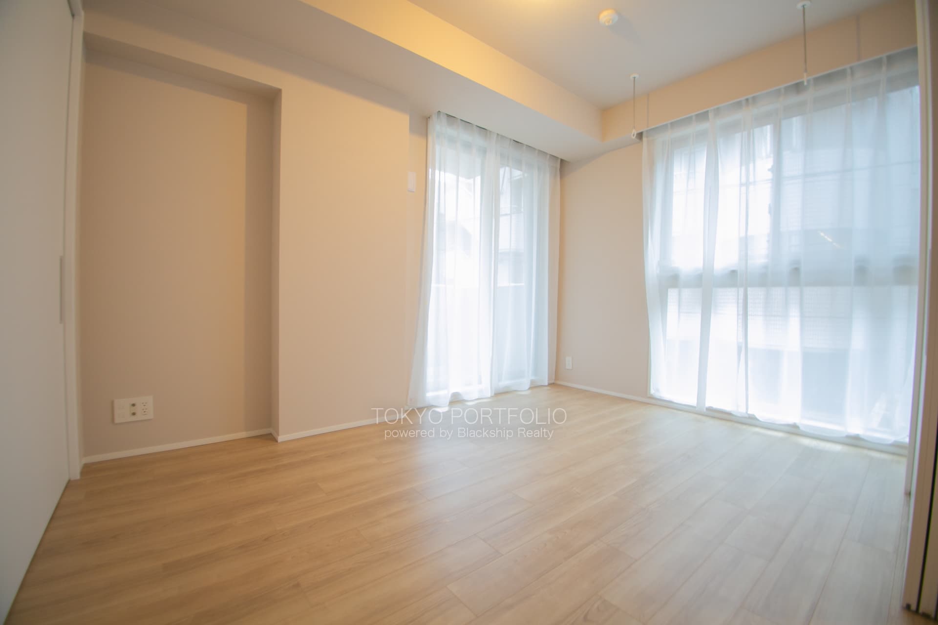 Open Residence Minamiaoyama Antique Street-11.jpg