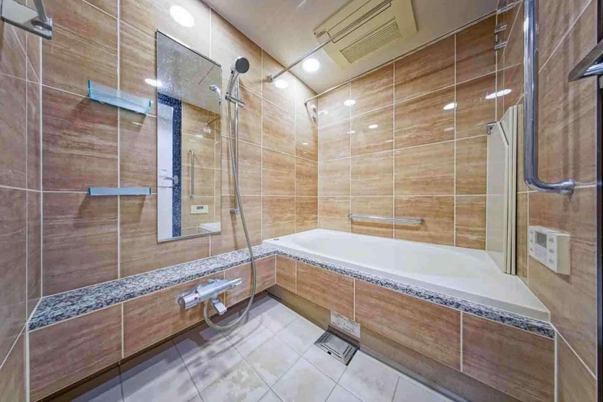 Wellith Roppongi Bathroom.jpg