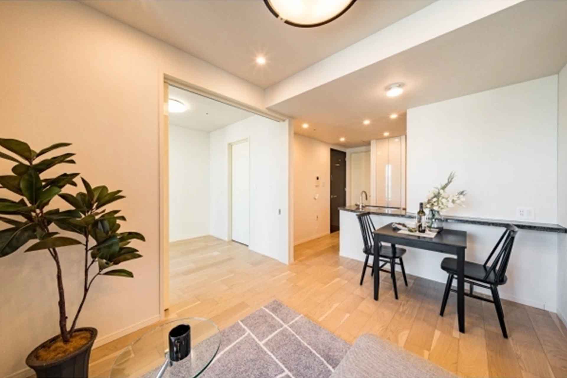 Park Court Azabu-Juban The Tower LDK2.jpg