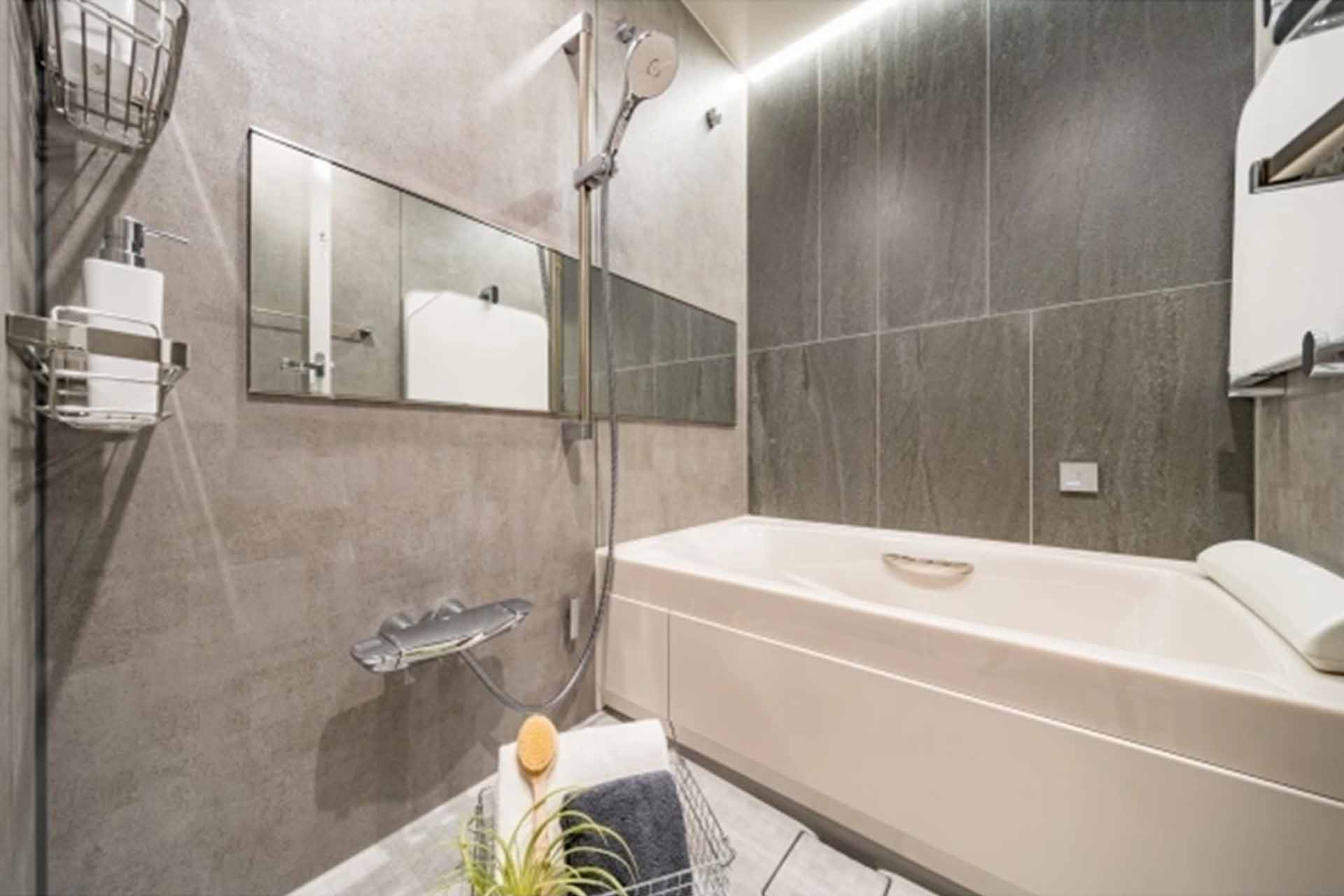 Park Court Azabu-Juban The Tower bathroom2.jpg