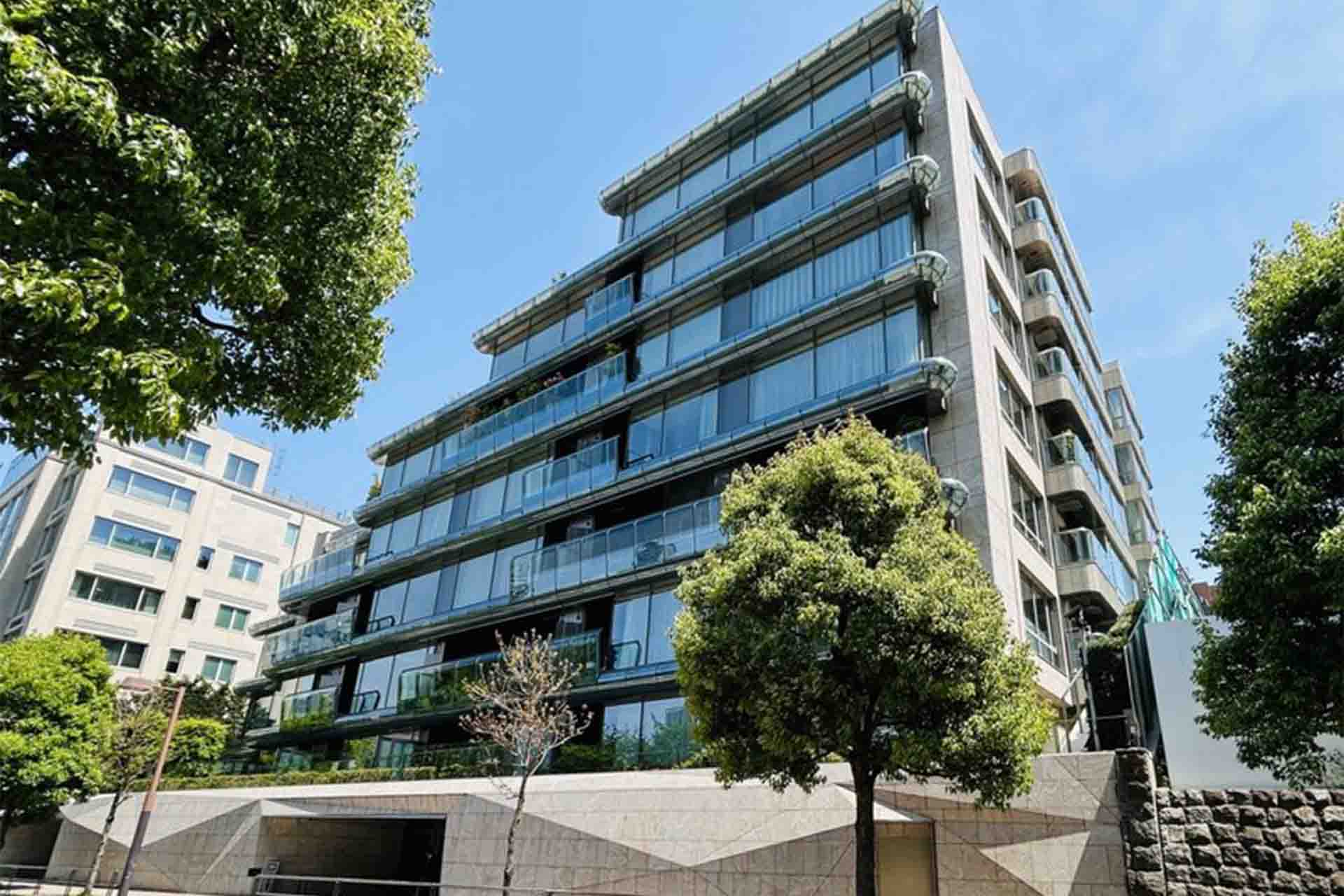 Park Mansion Hinokicho Park ent.jpg