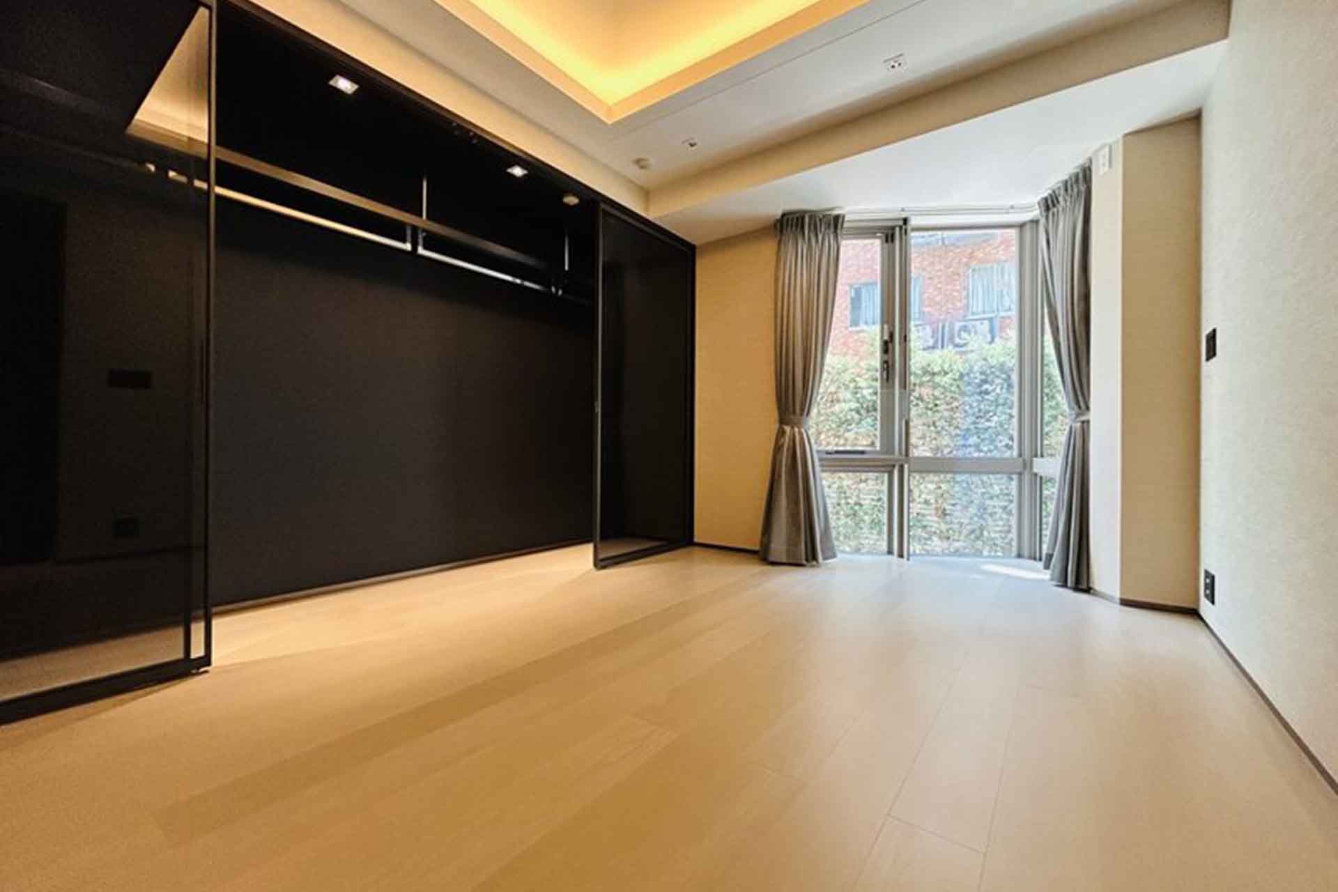 Park Mansion Hinokicho Park bedroom.jpg
