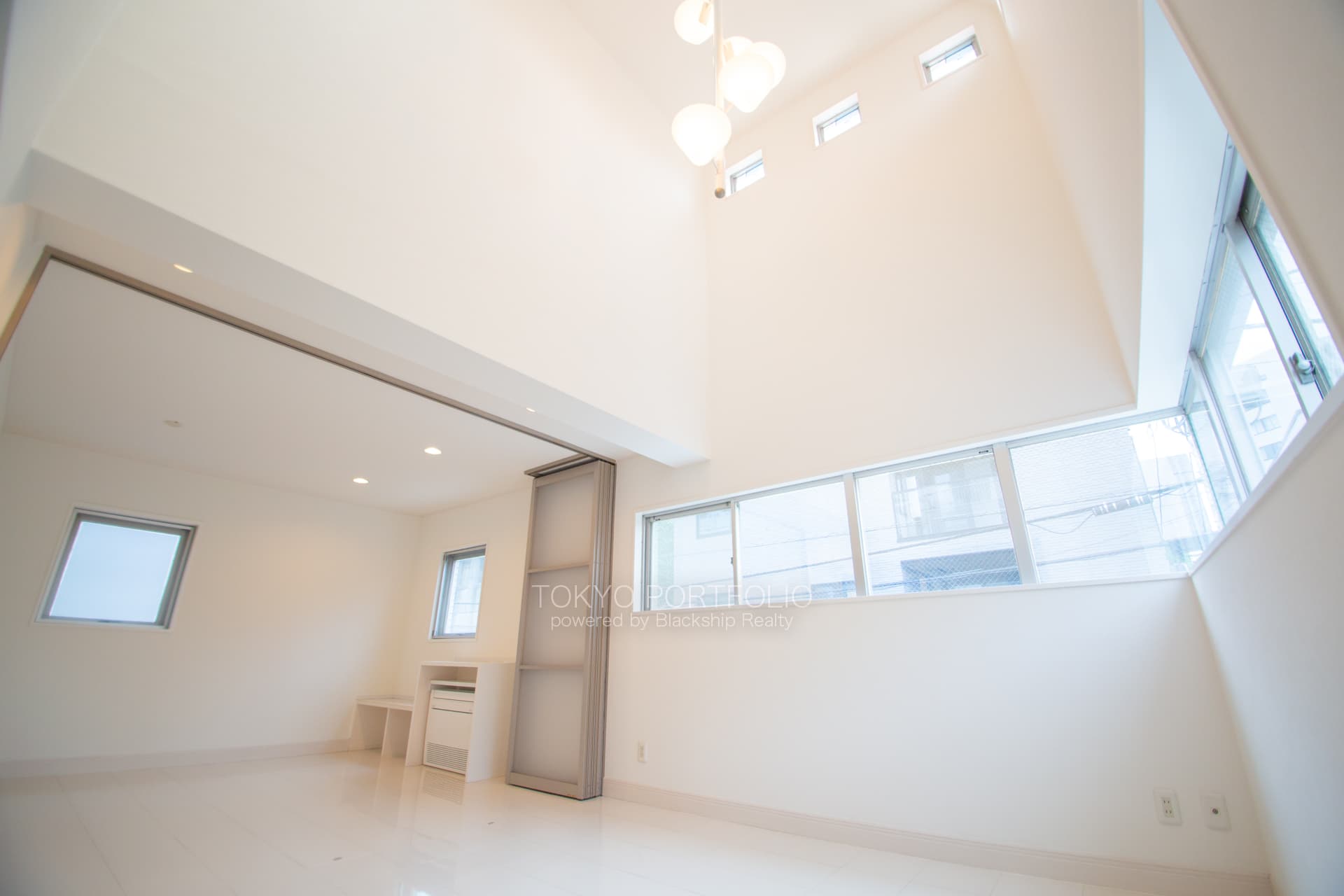 Sawataka Building-02.jpg