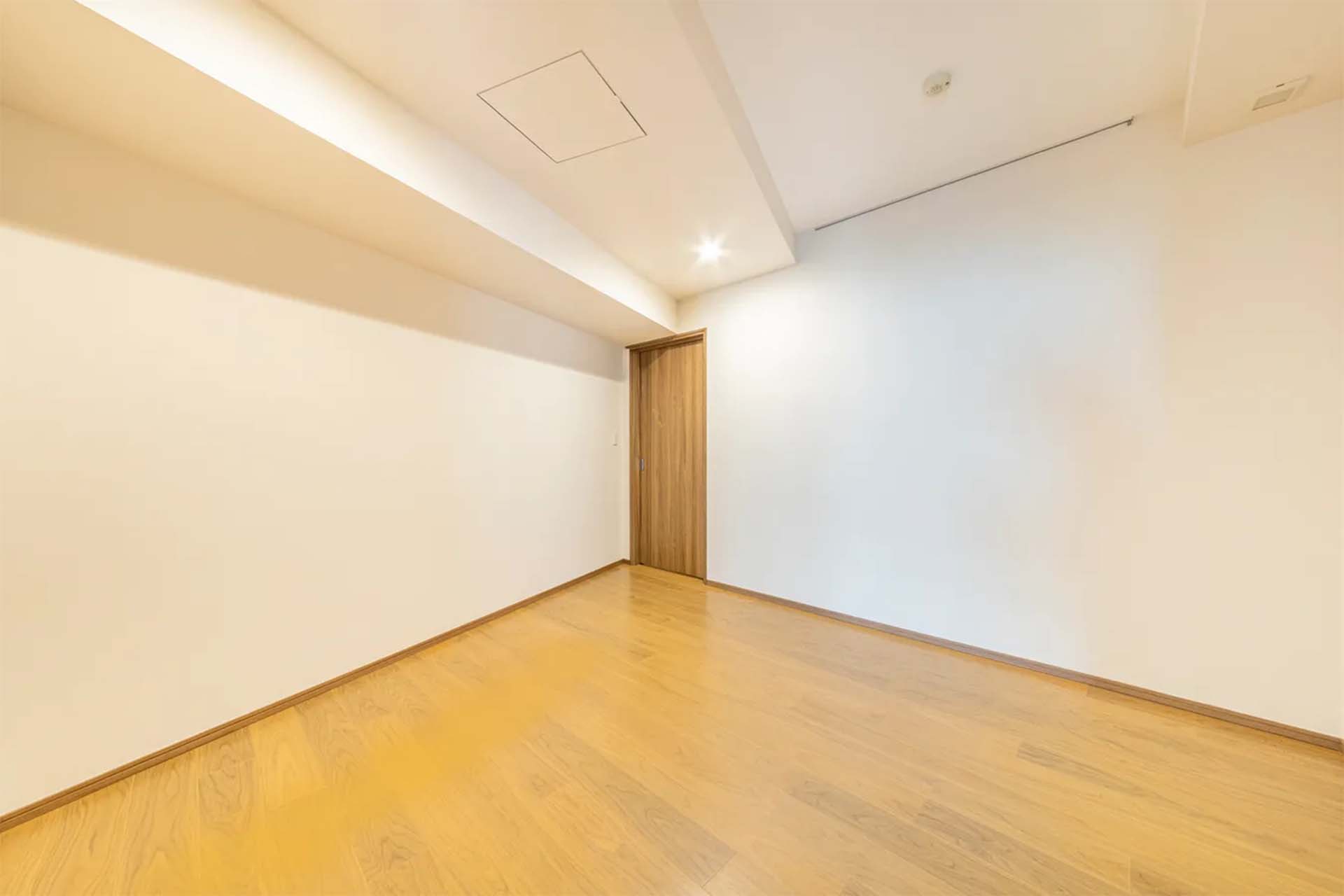 The Jingumae Residence4F bedroom.jpg