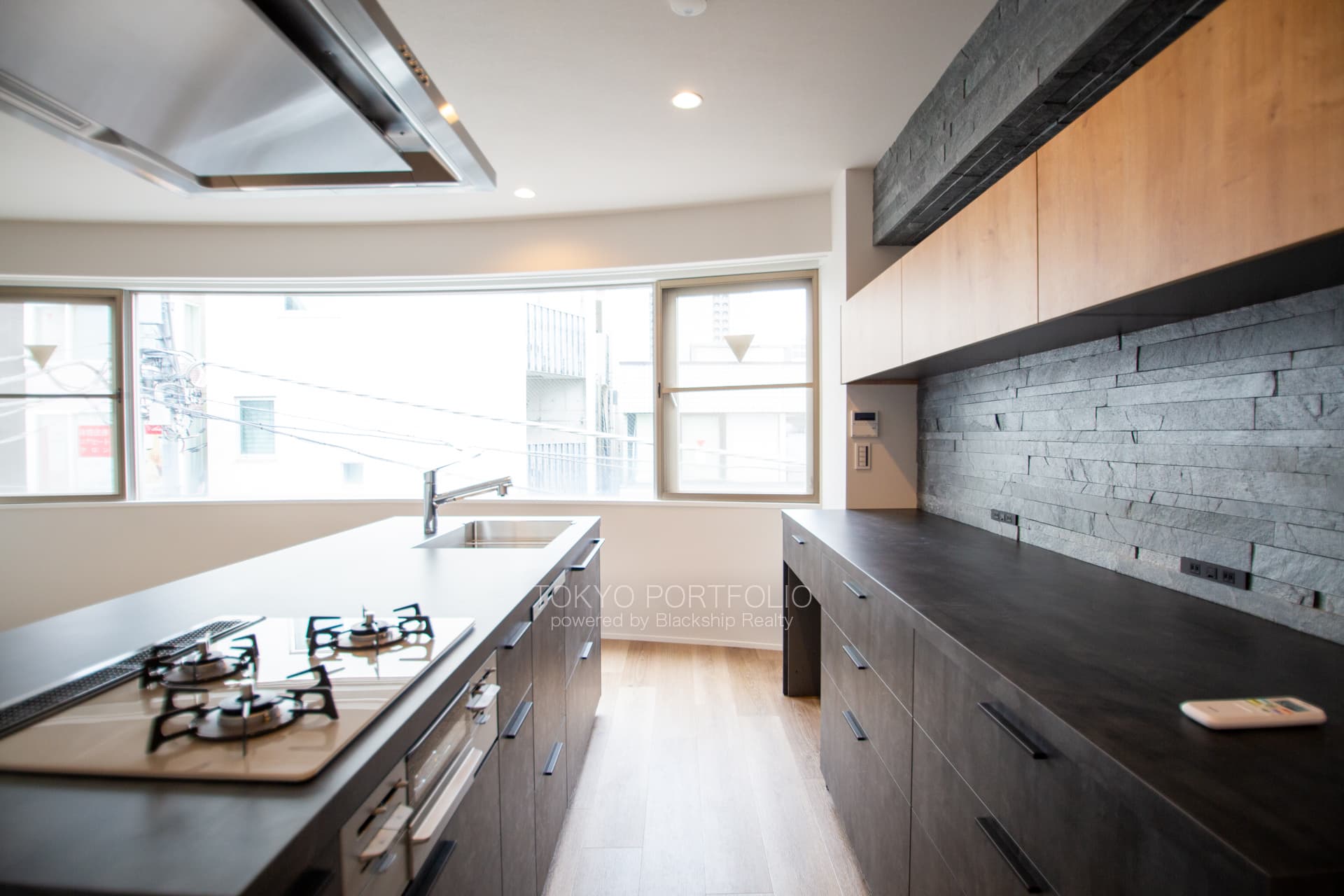 WALL Nishiazabu-05.jpg