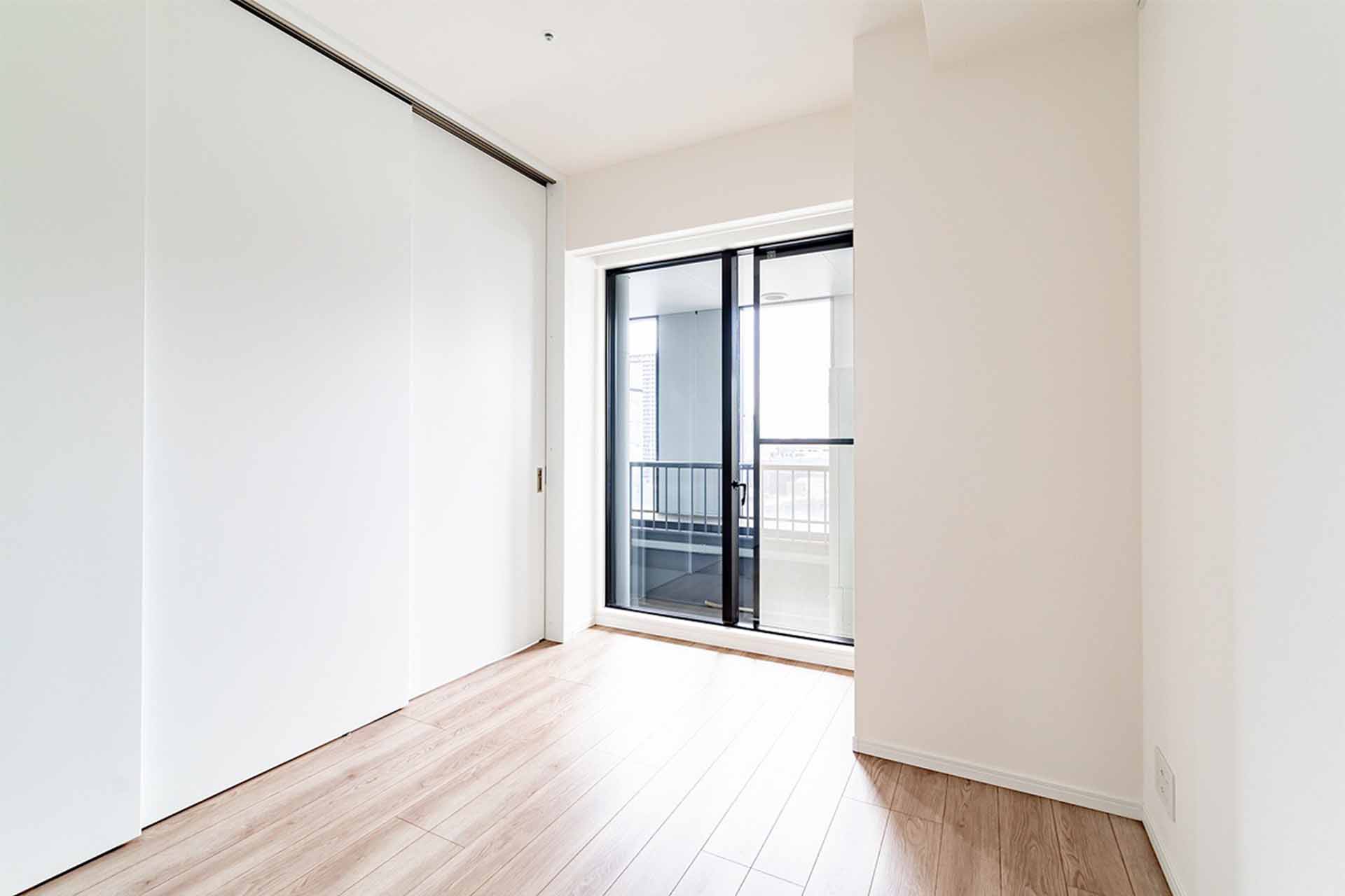 PLATINE SHIBAKOEN 1502 bedroom.jpg