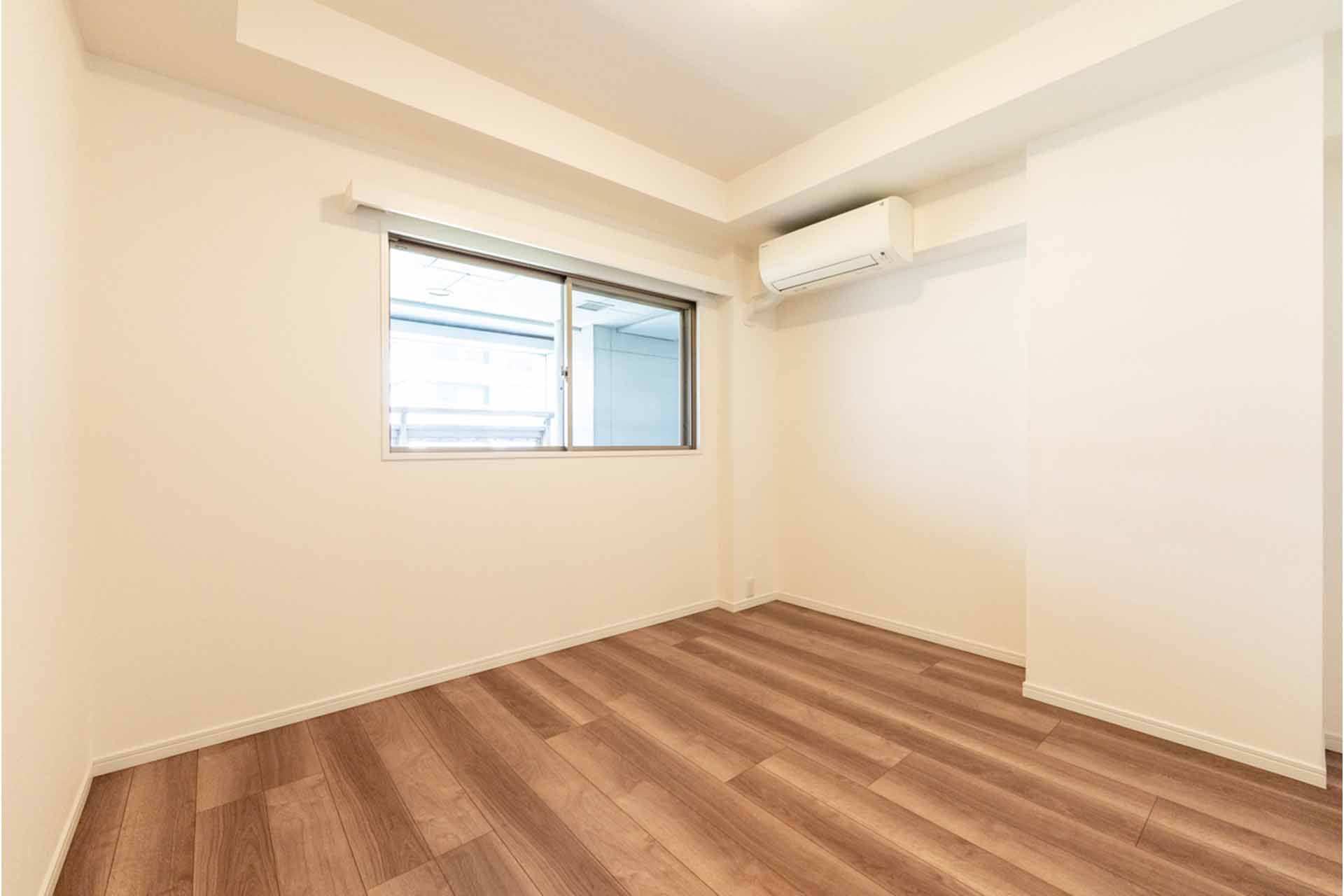 PLATINE TAMACHI24 bedroom.jpg